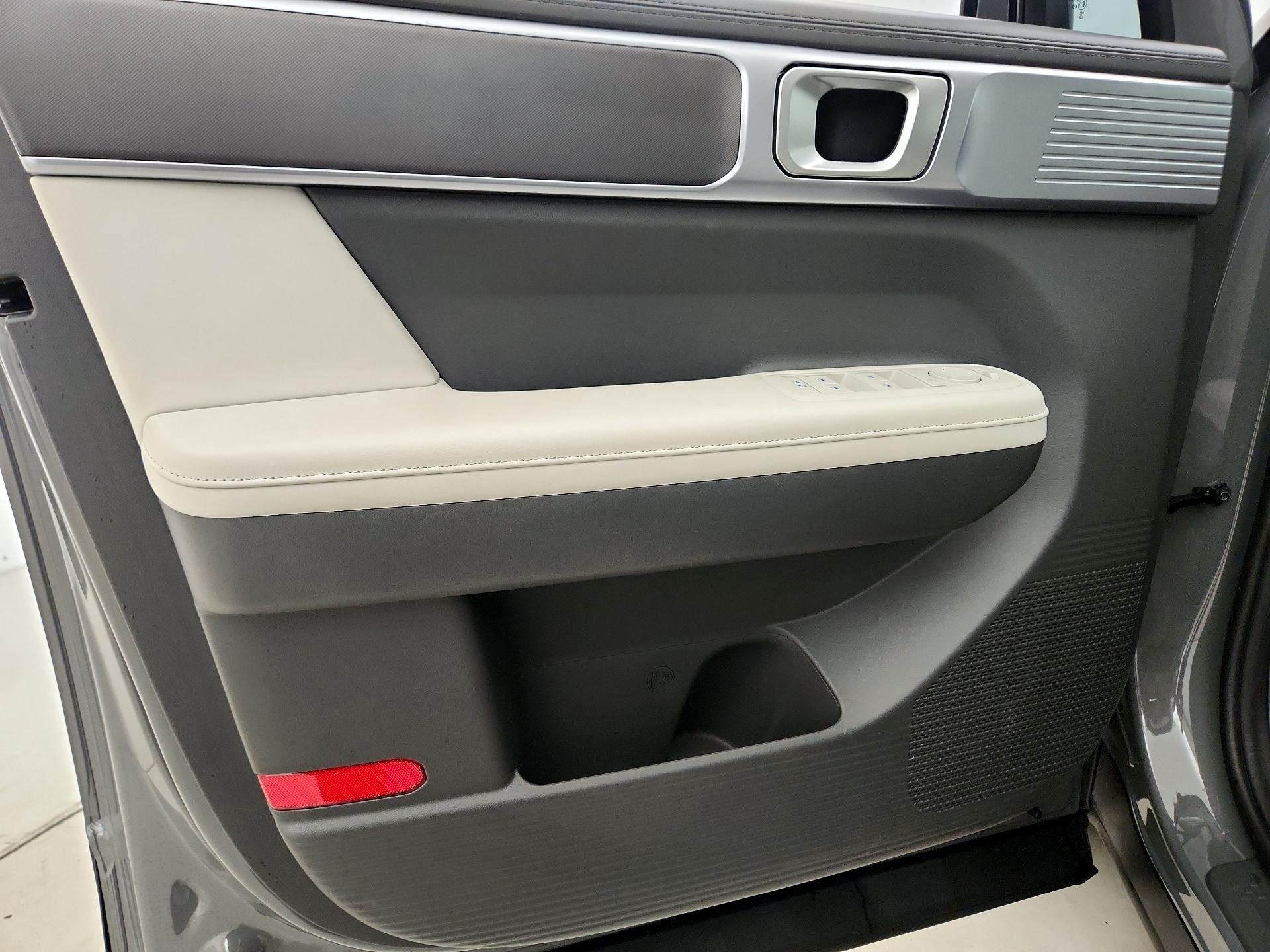 Thumbnail: 2025 Hyundai Santa Fe - 12