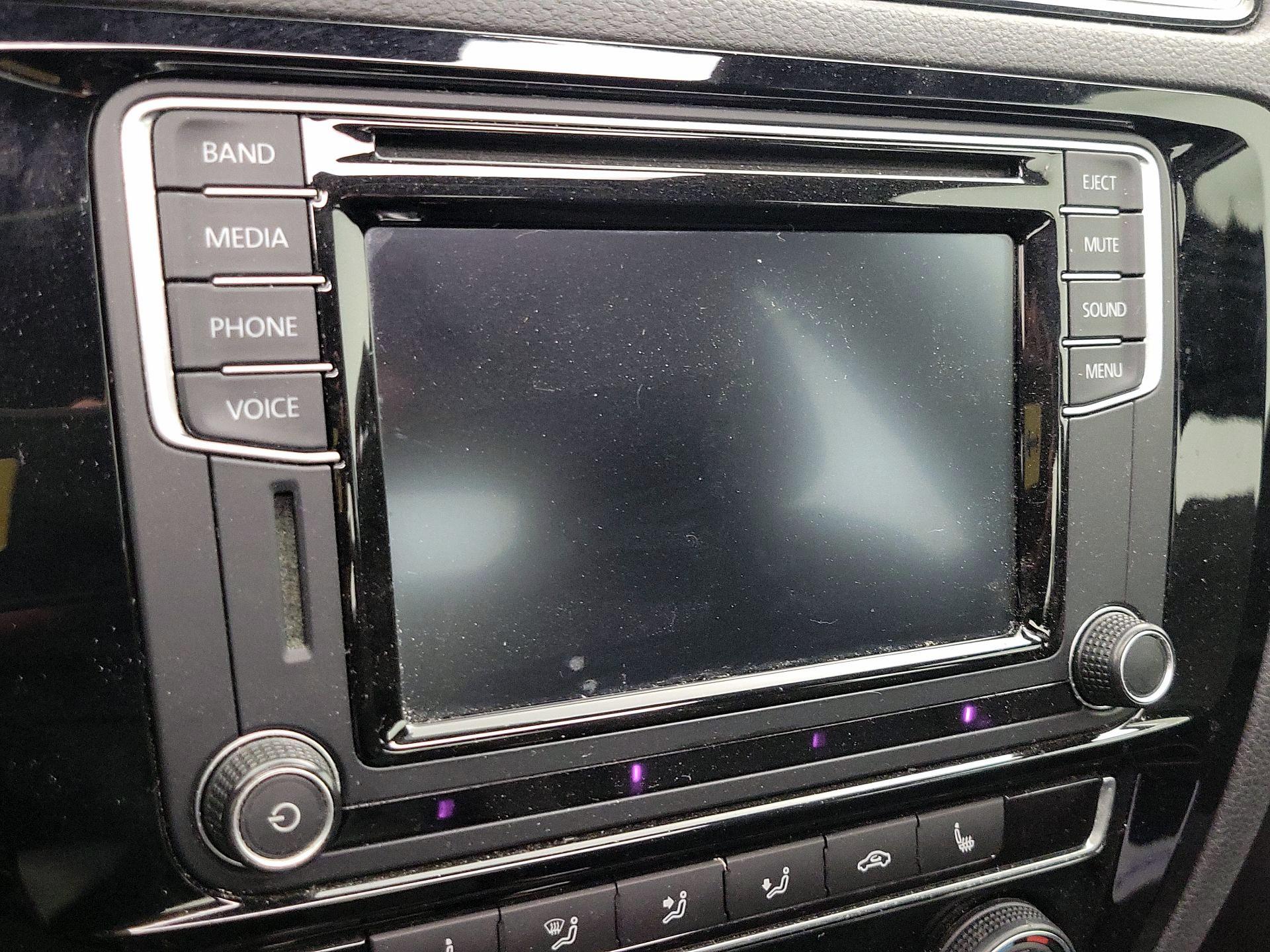 Thumbnail: 2016 Volkswagen Jetta - 14