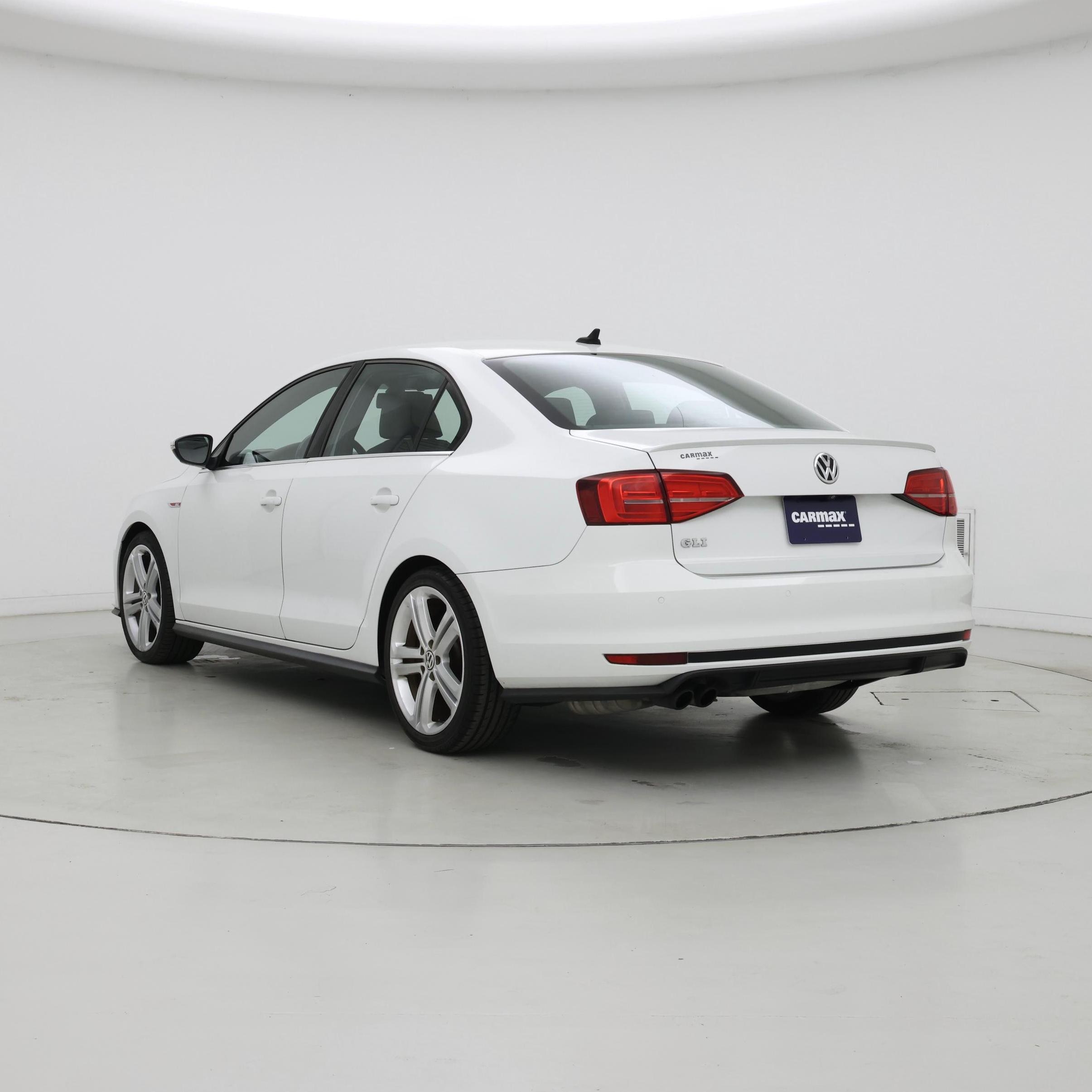 Thumbnail: 2016 Volkswagen Jetta - 2