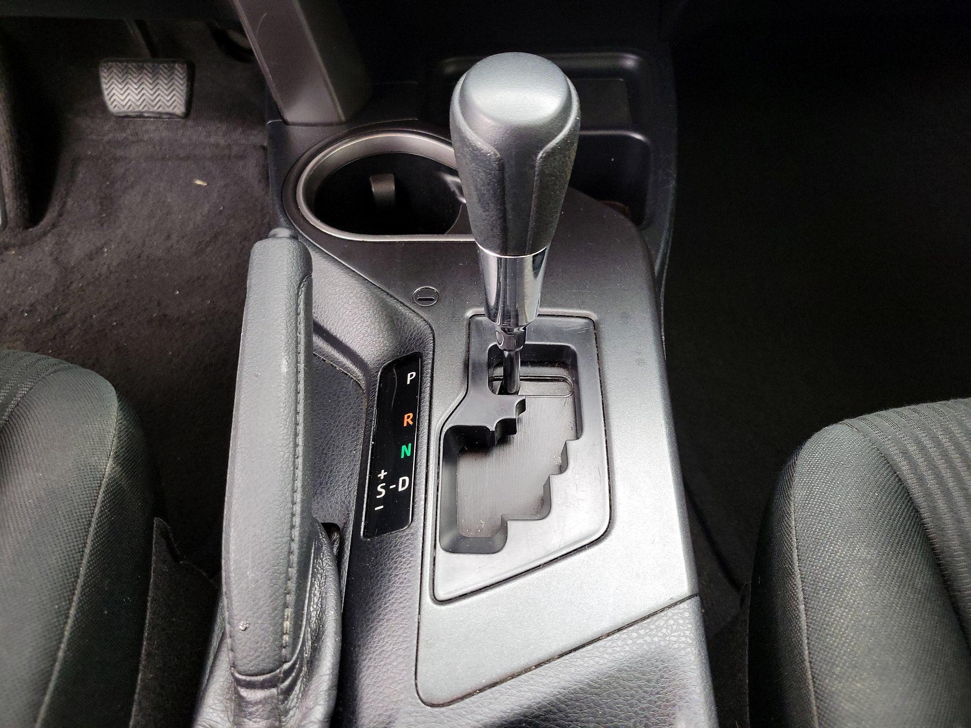 Thumbnail: 2016 Toyota RAV4 - 17