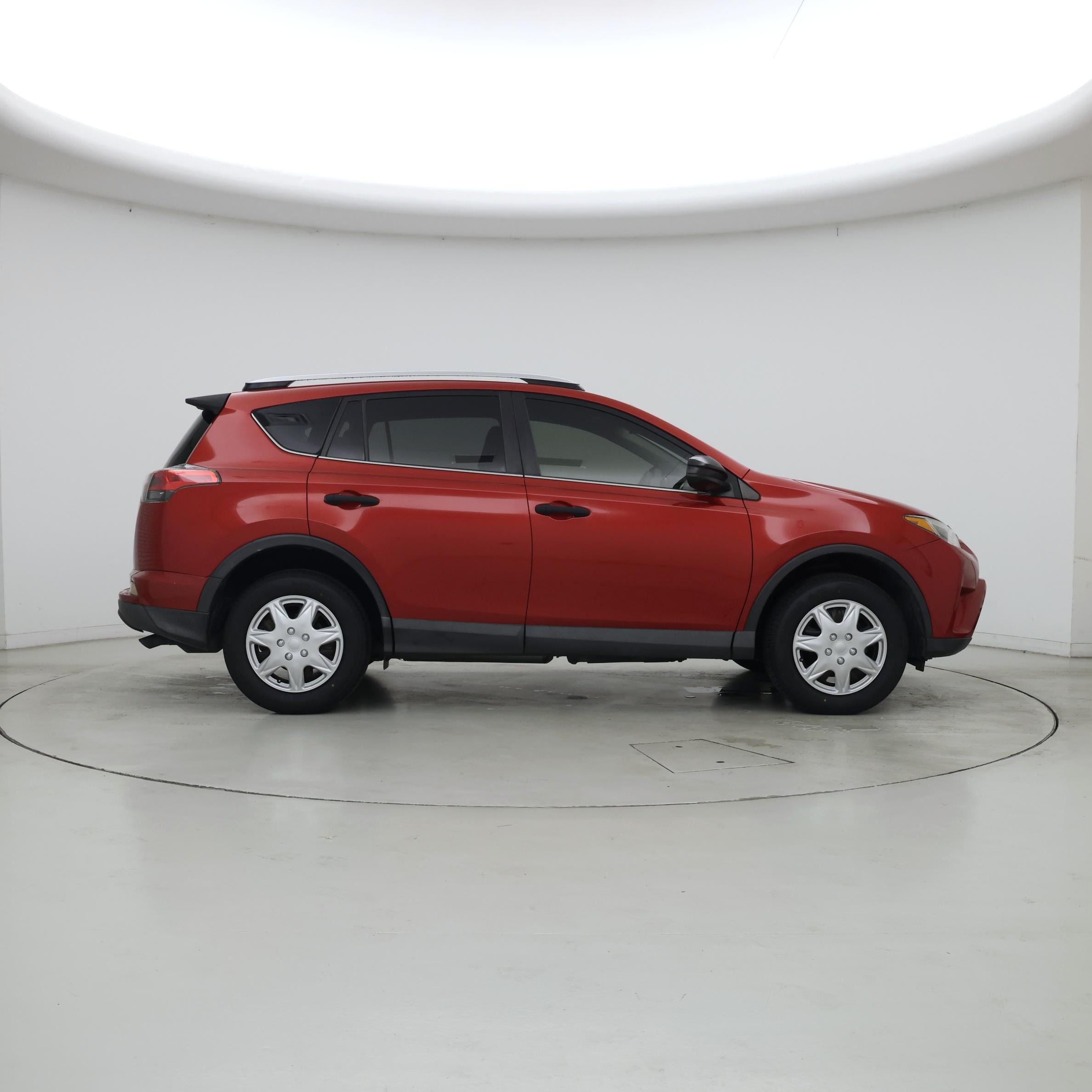 Thumbnail: 2016 Toyota RAV4 - 7