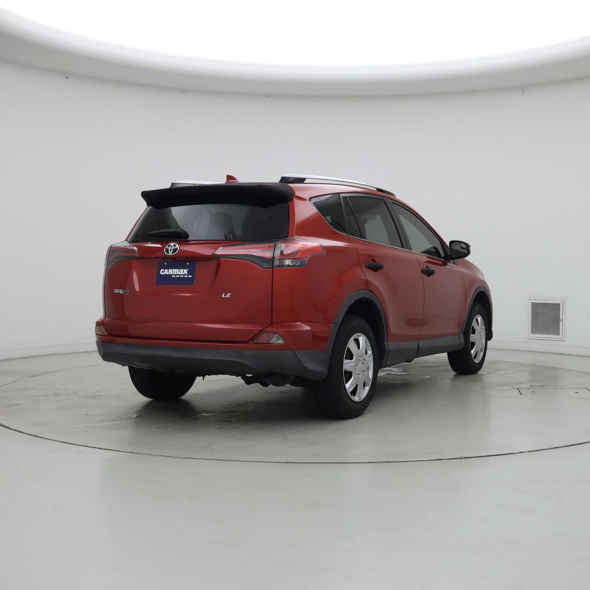 Thumbnail: 2016 Toyota RAV4 - 8