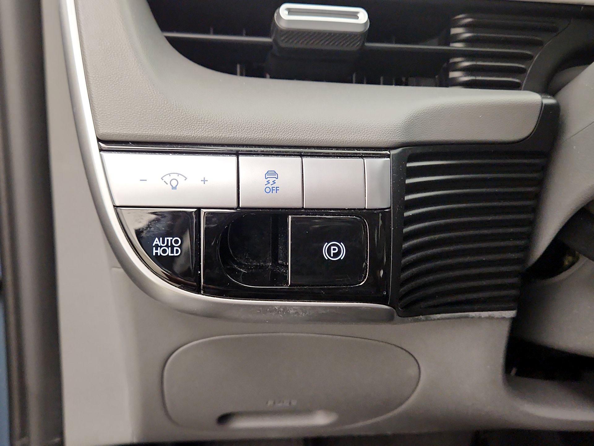 Thumbnail: 2024 Hyundai Ioniq 5 - 13