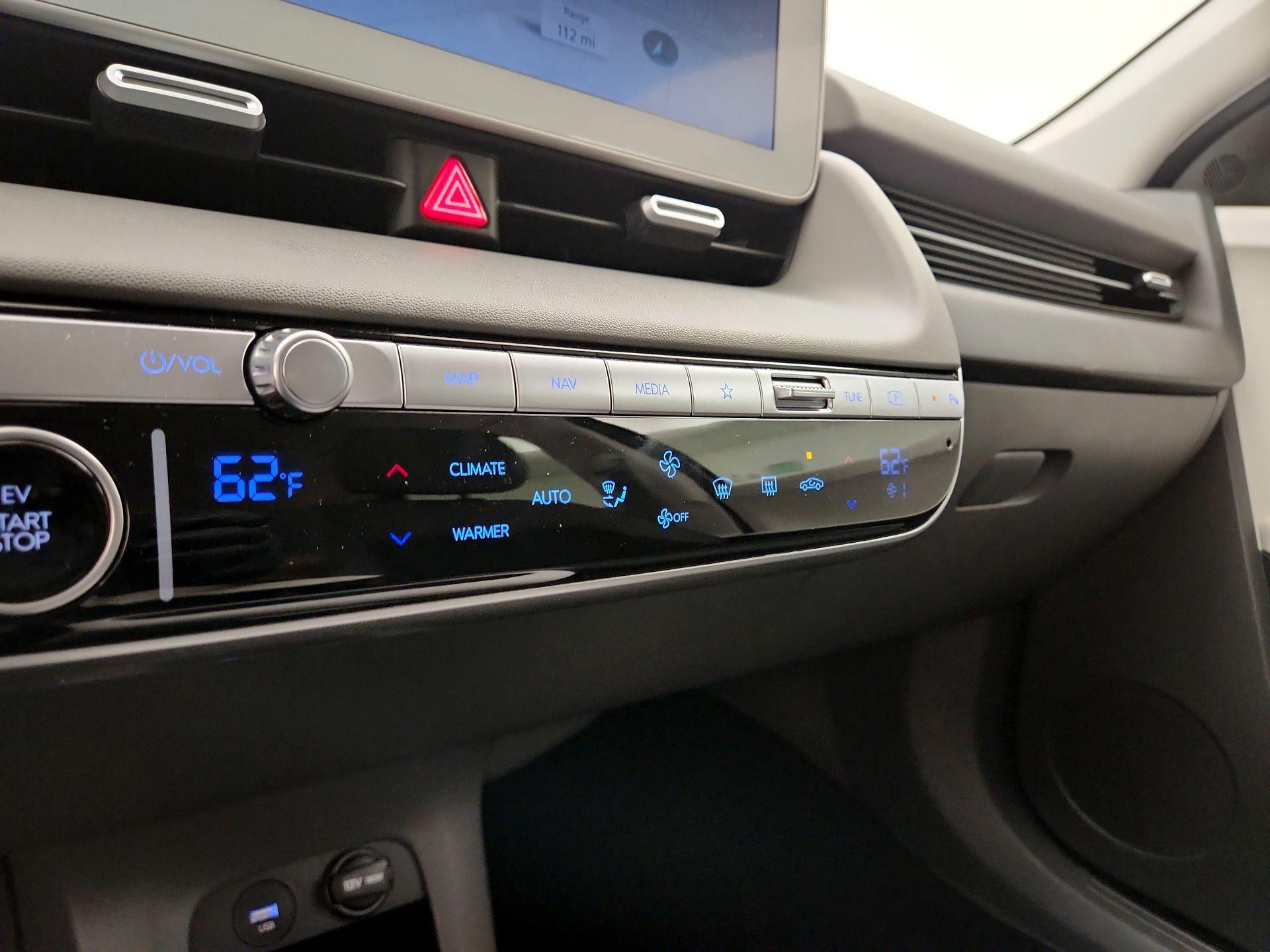 Thumbnail: 2024 Hyundai Ioniq 5 - 17