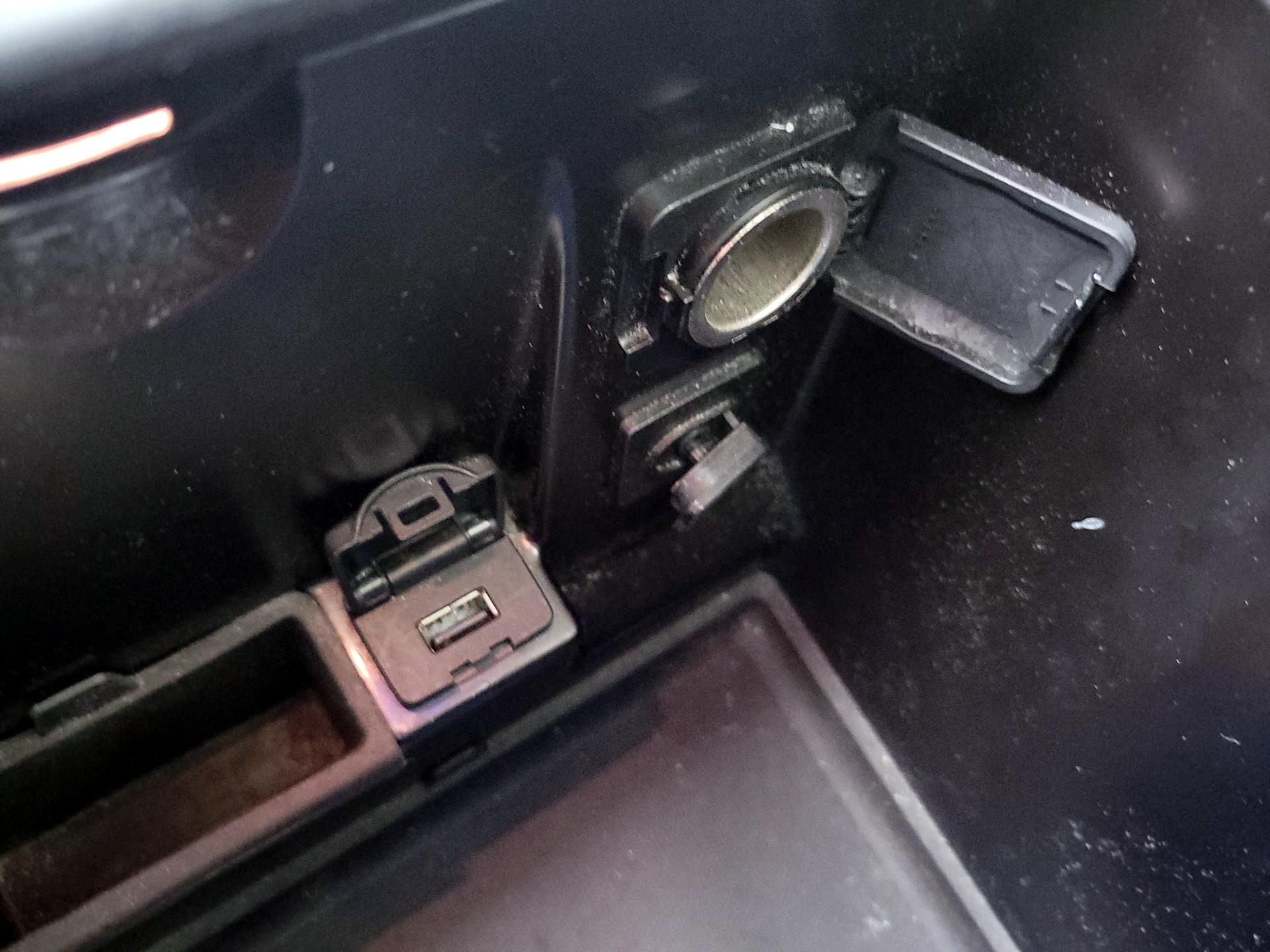 Thumbnail: 2016 Acura MDX - 18