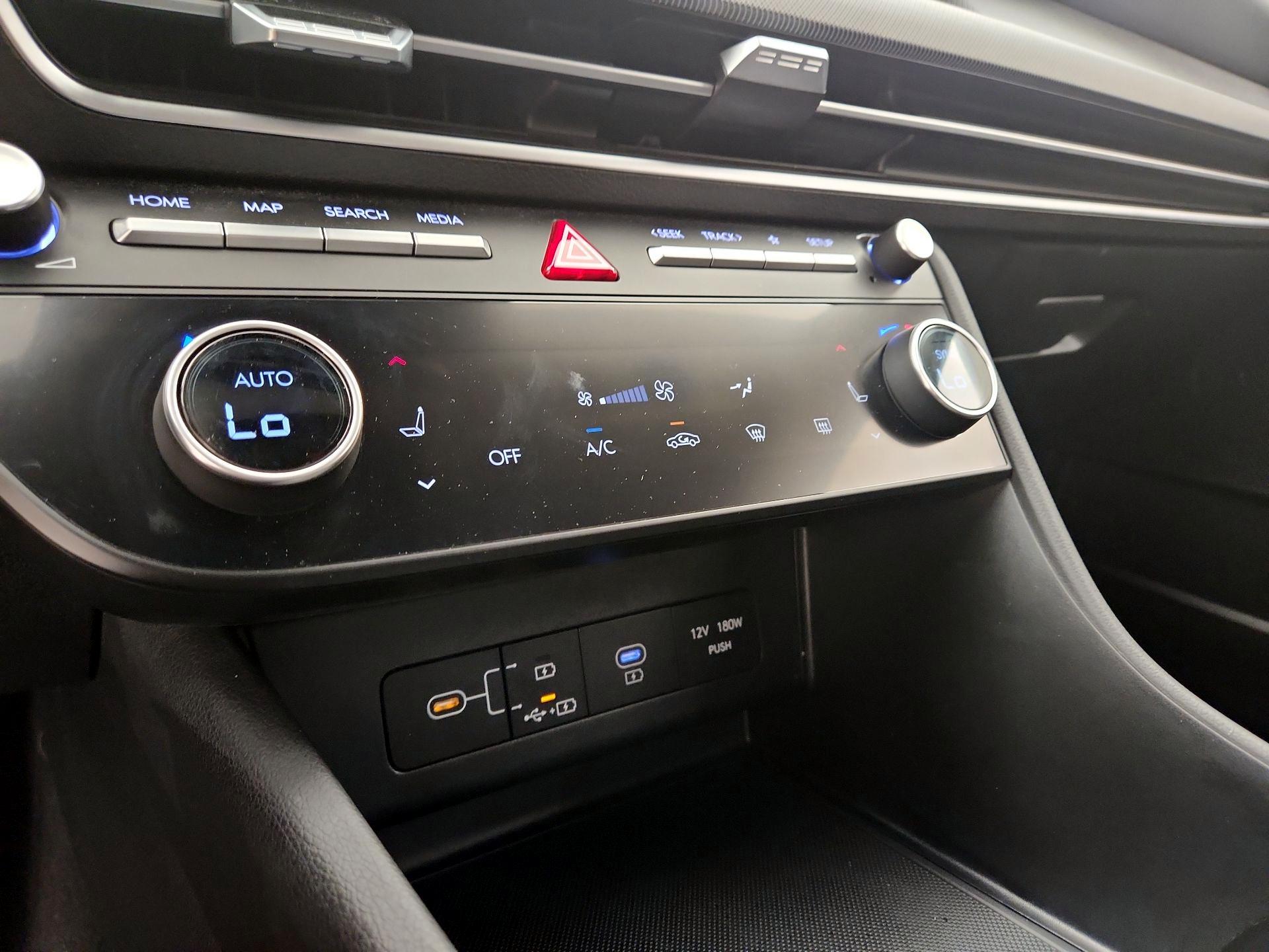 Thumbnail: 2024 Hyundai Sonata - 16