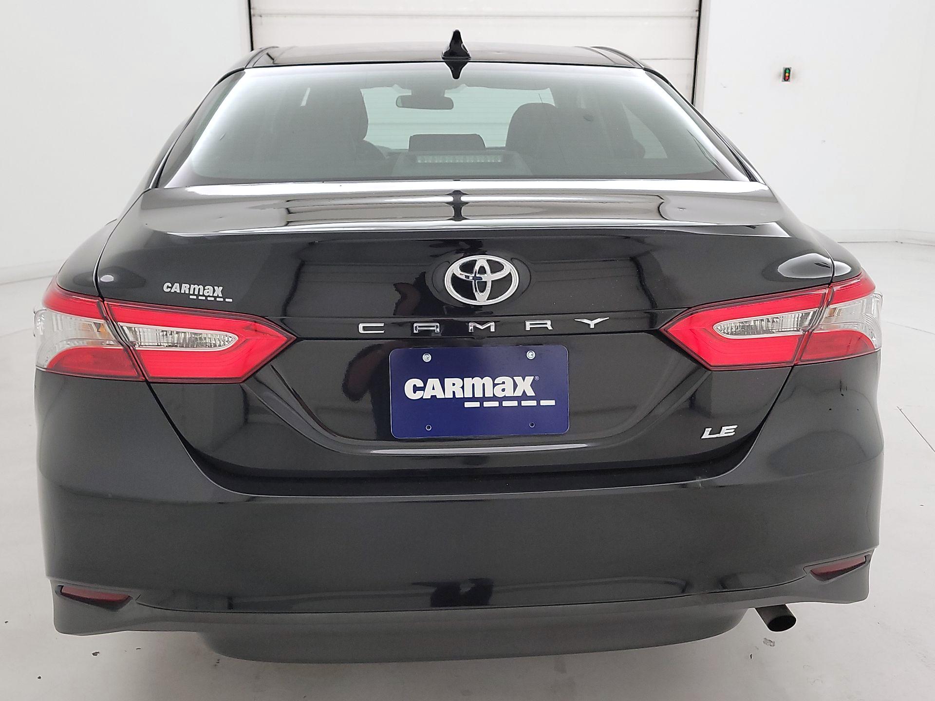 Thumbnail: 2018 Toyota Camry - 6