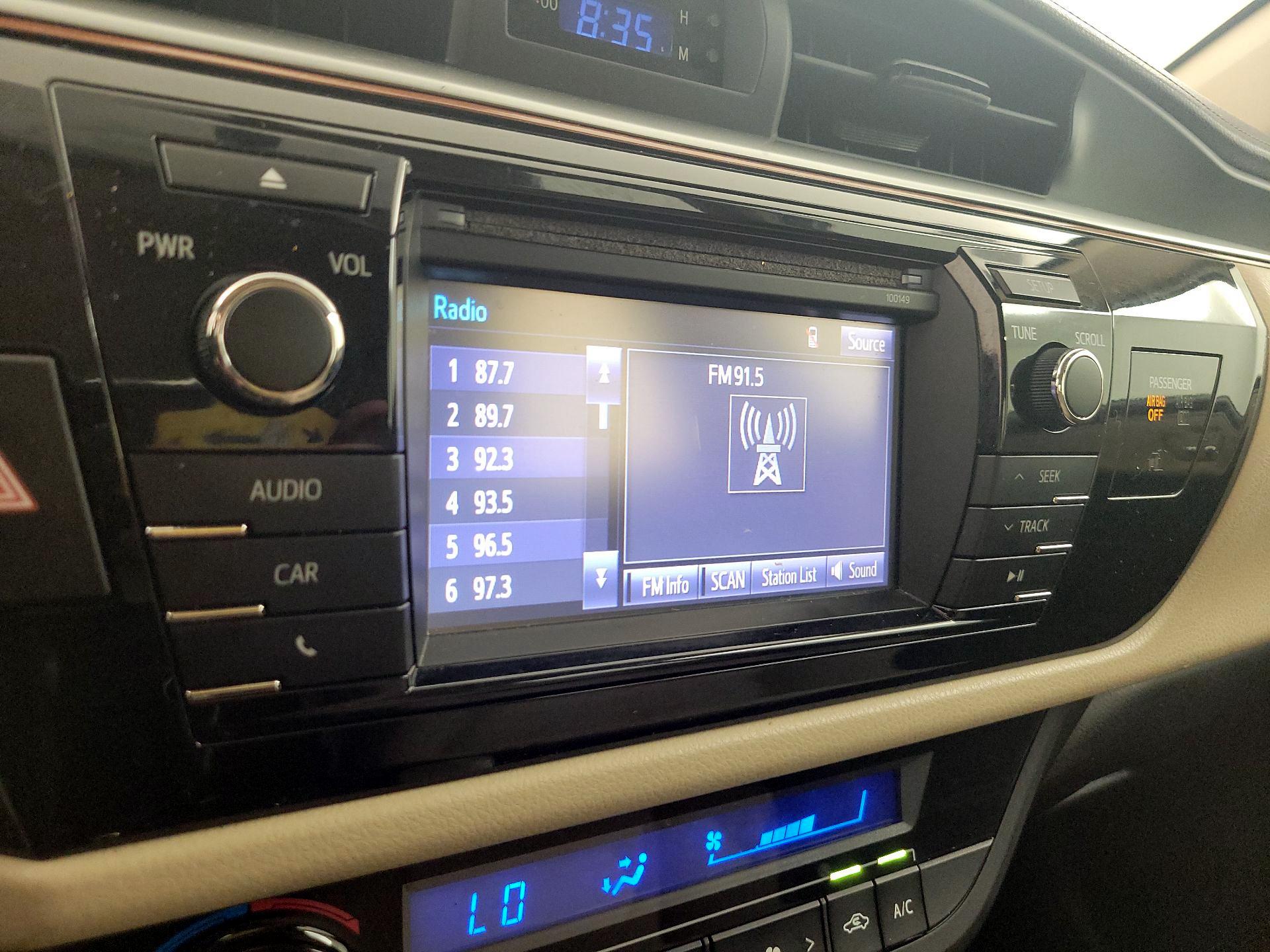 Thumbnail: 2015 Toyota Corolla - 13