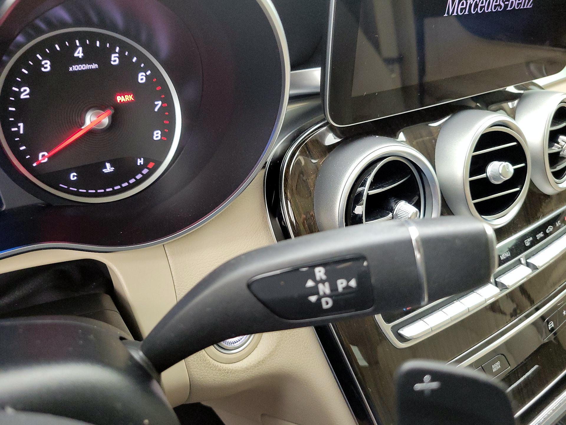 Thumbnail: 2020 Mercedes-Benz GLC - 17