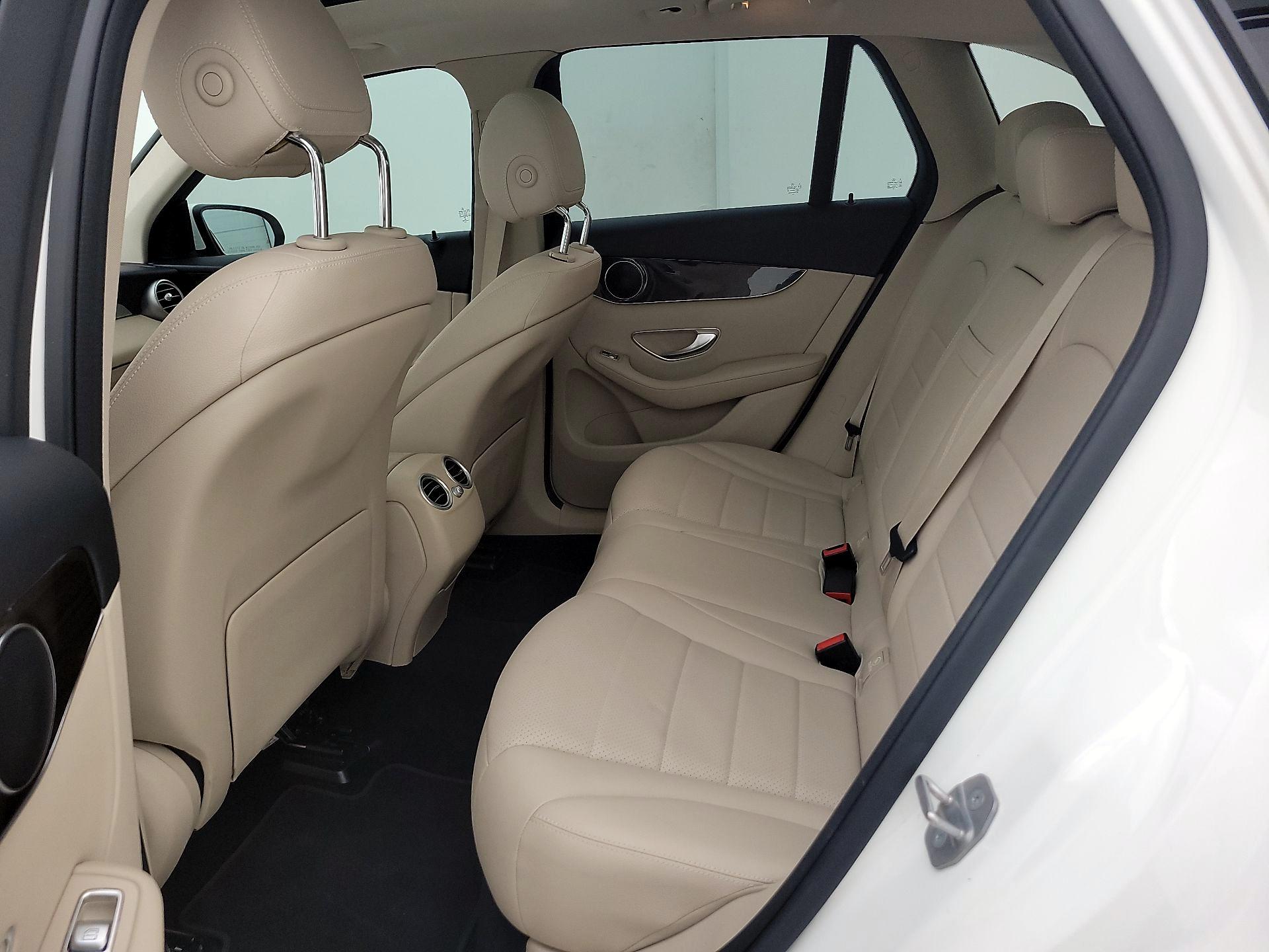 Thumbnail: 2020 Mercedes-Benz GLC - 19