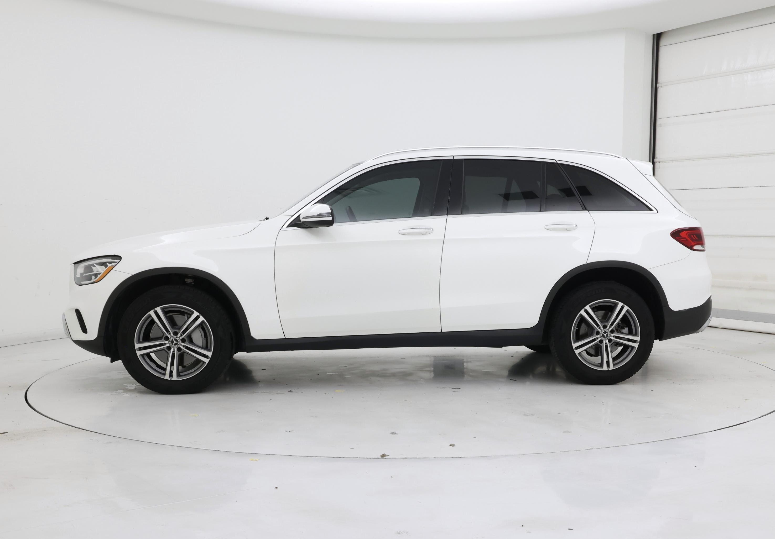 Thumbnail: 2020 Mercedes-Benz GLC - 3