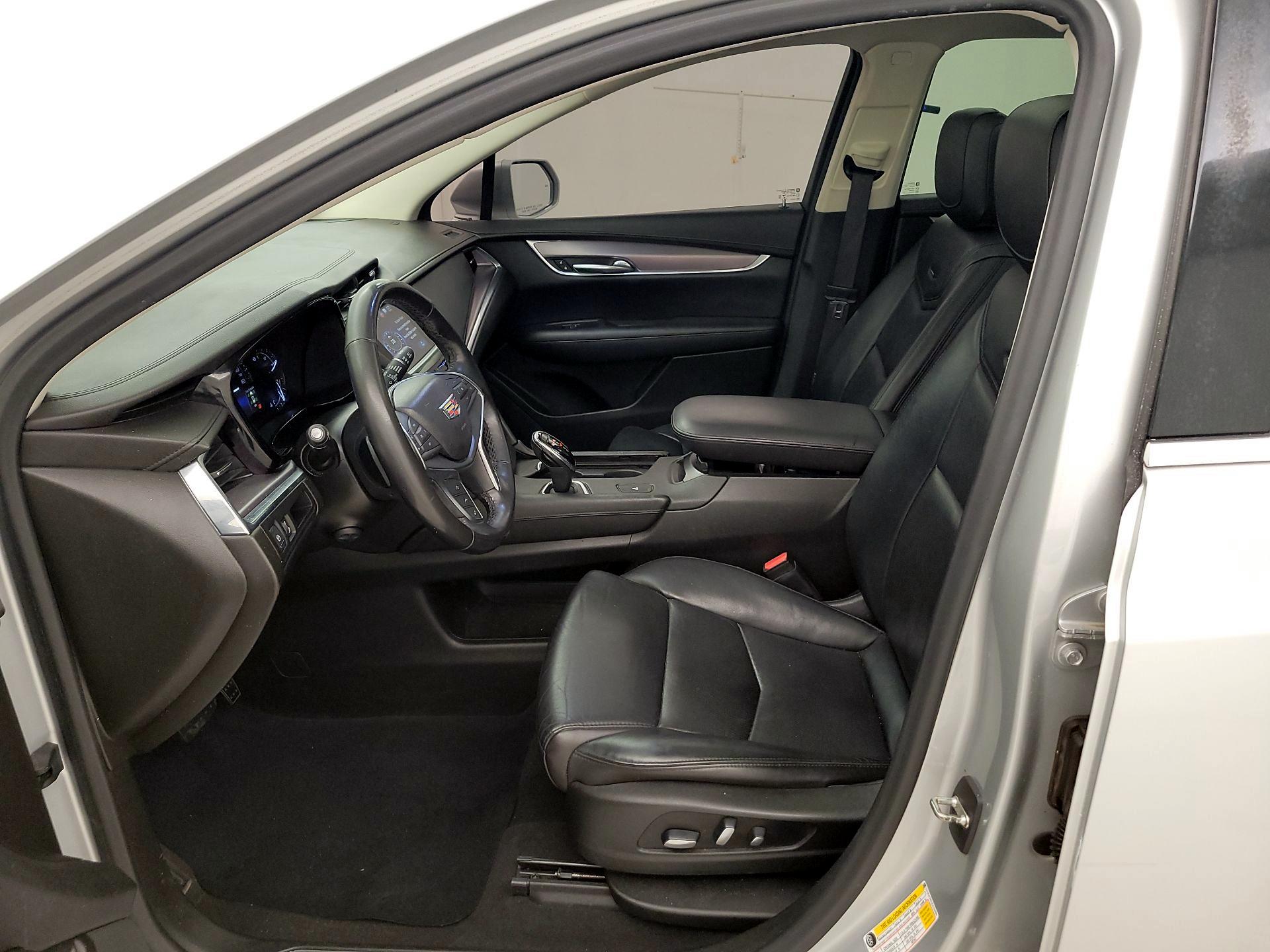 Thumbnail: 2019 Cadillac XT5 - 9