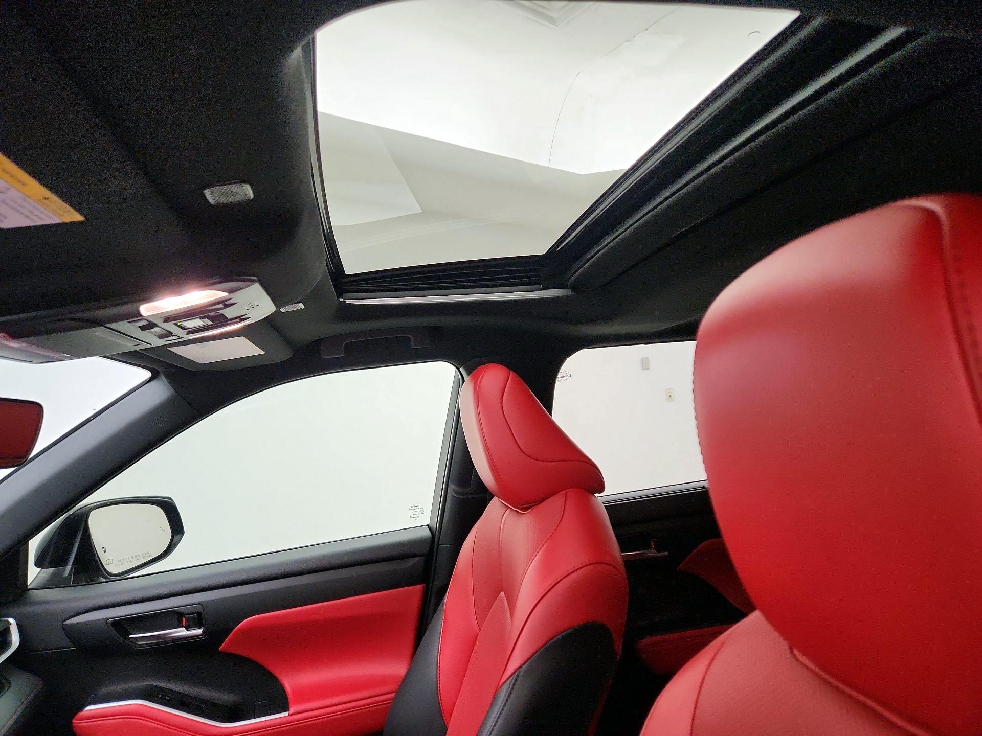 Thumbnail: 2023 Toyota Highlander - 19