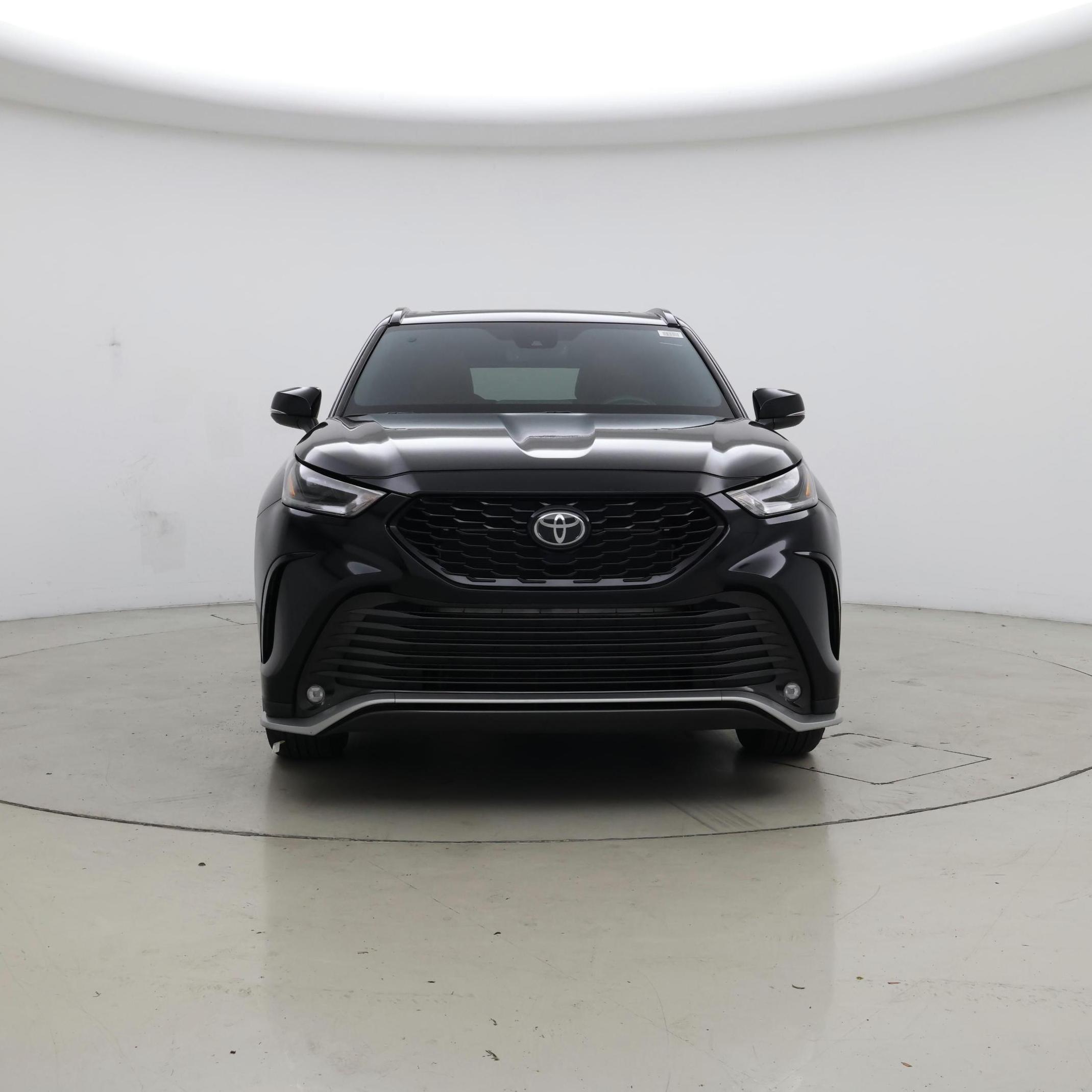 Thumbnail: 2023 Toyota Highlander - 5