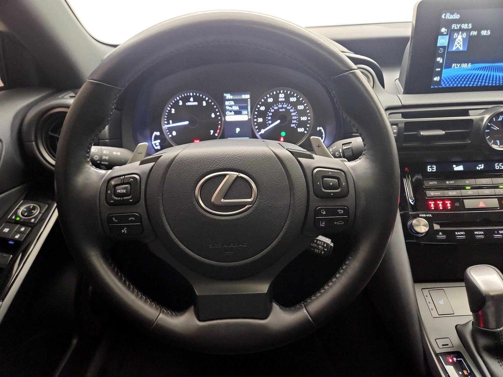 Thumbnail: 2024 Lexus IS - 10