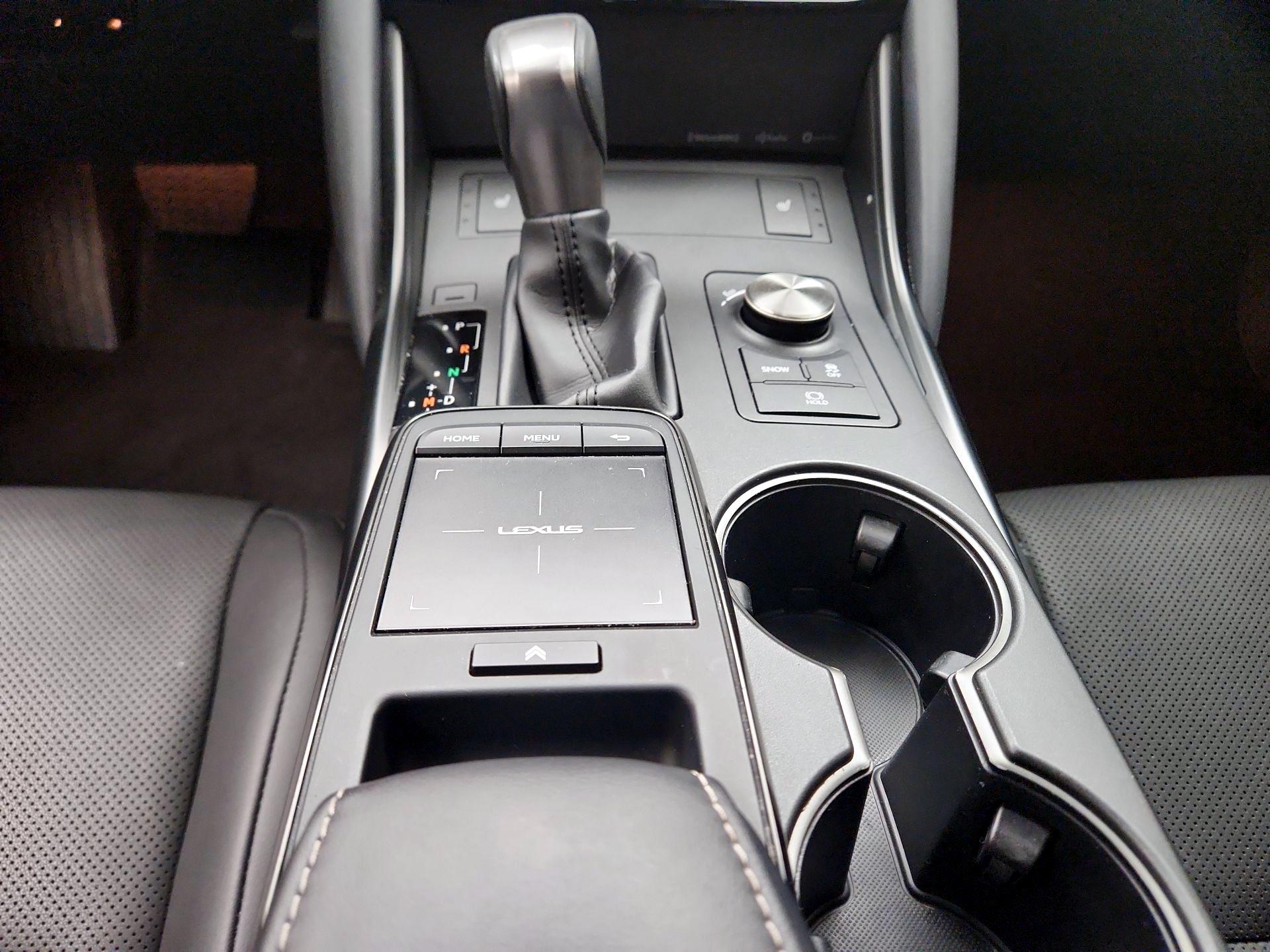 Thumbnail: 2024 Lexus IS - 17