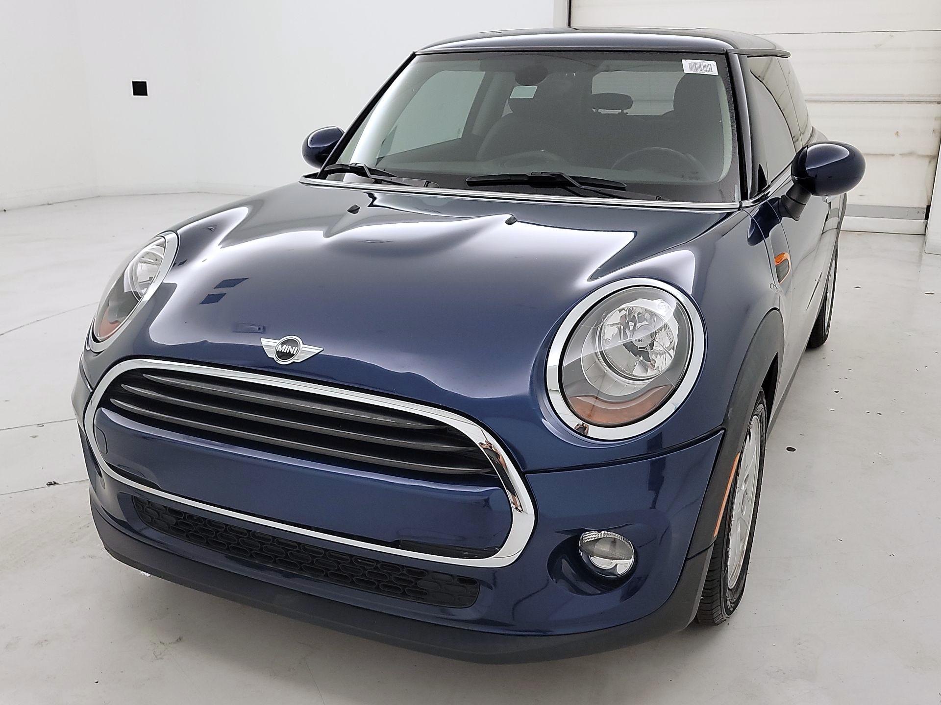 Thumbnail: 2016 MINI Cooper Hardtop - 3