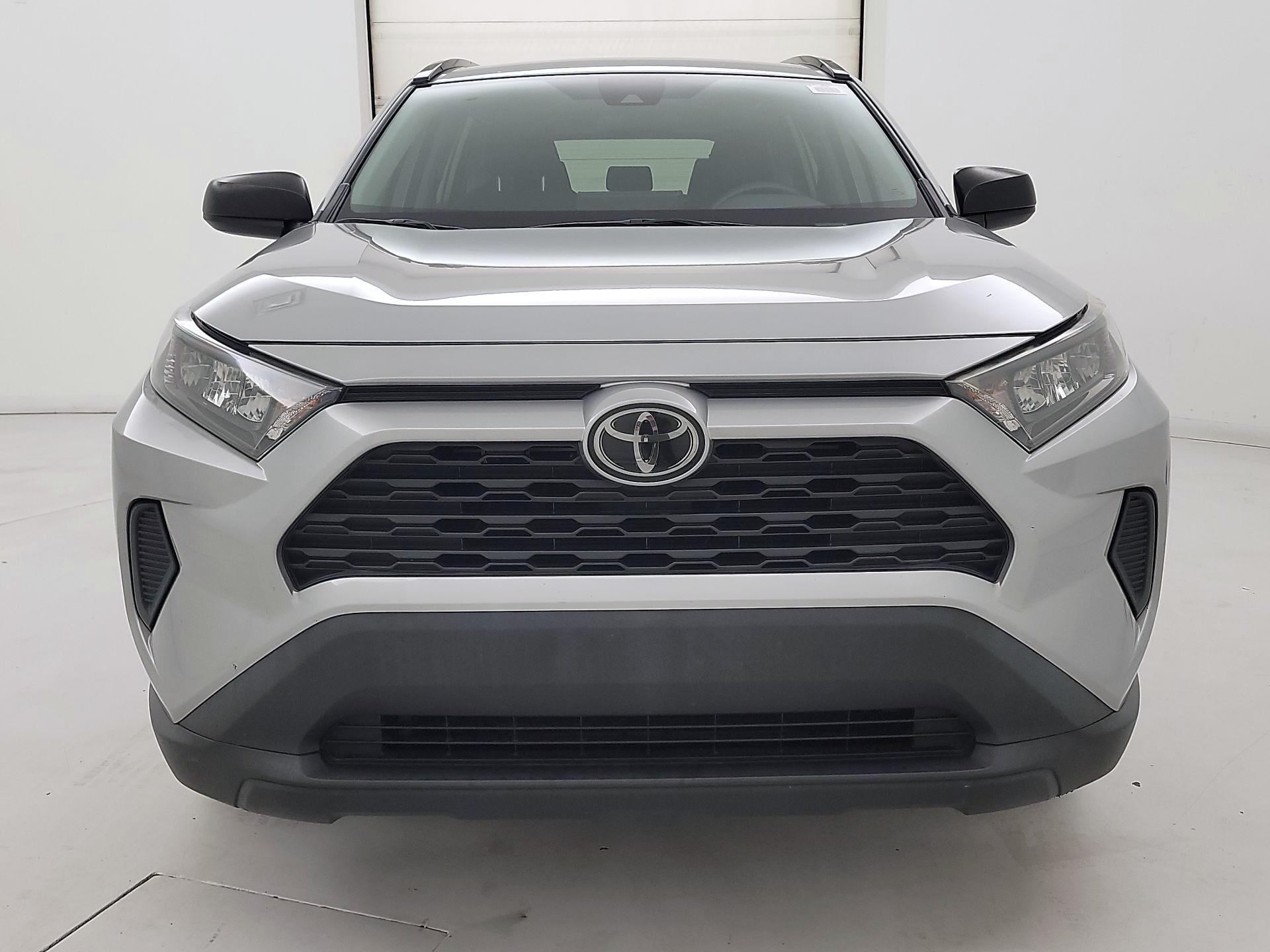 Thumbnail: 2019 Toyota RAV4 - 2
