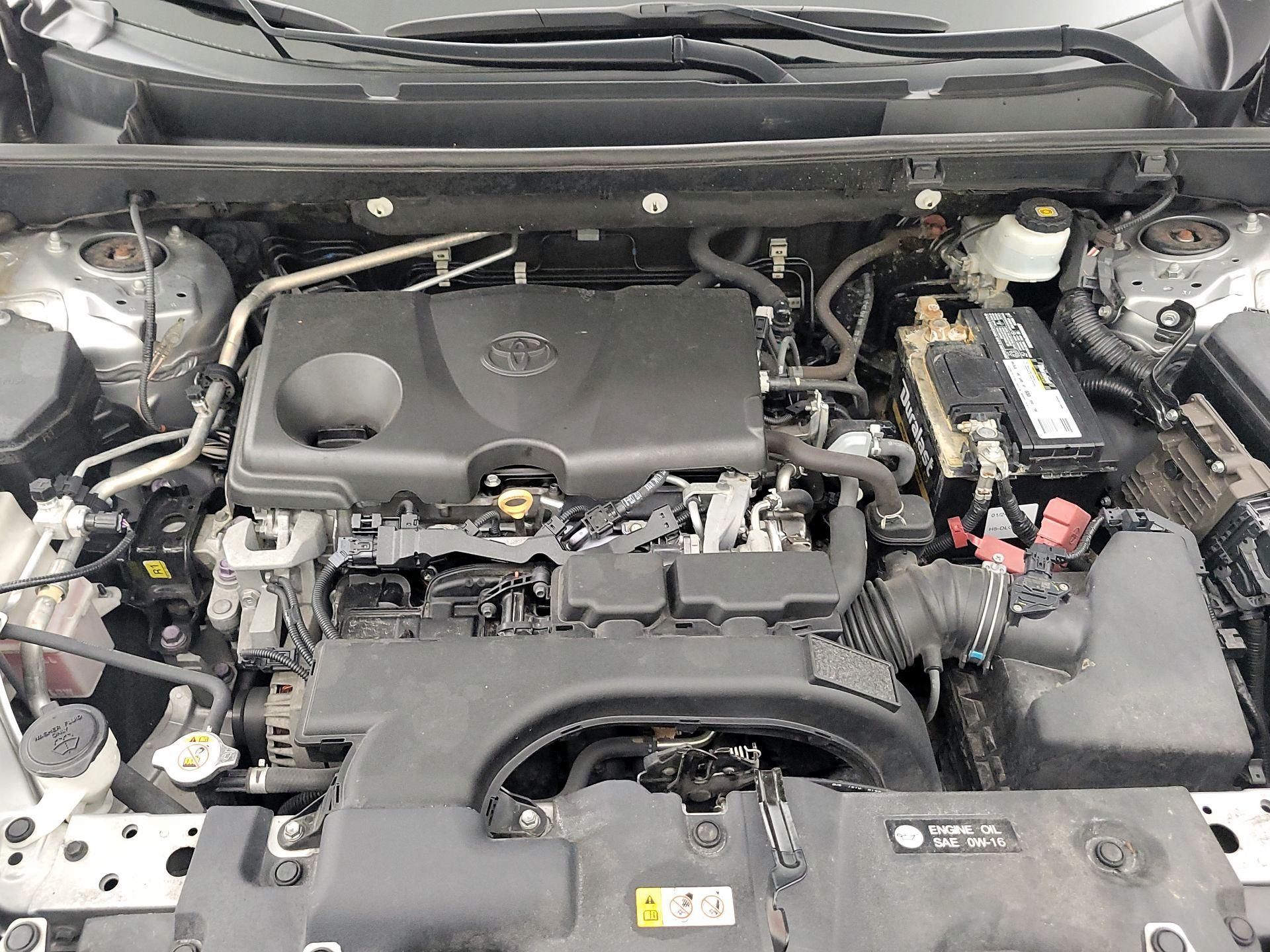 Thumbnail: 2019 Toyota RAV4 - 20