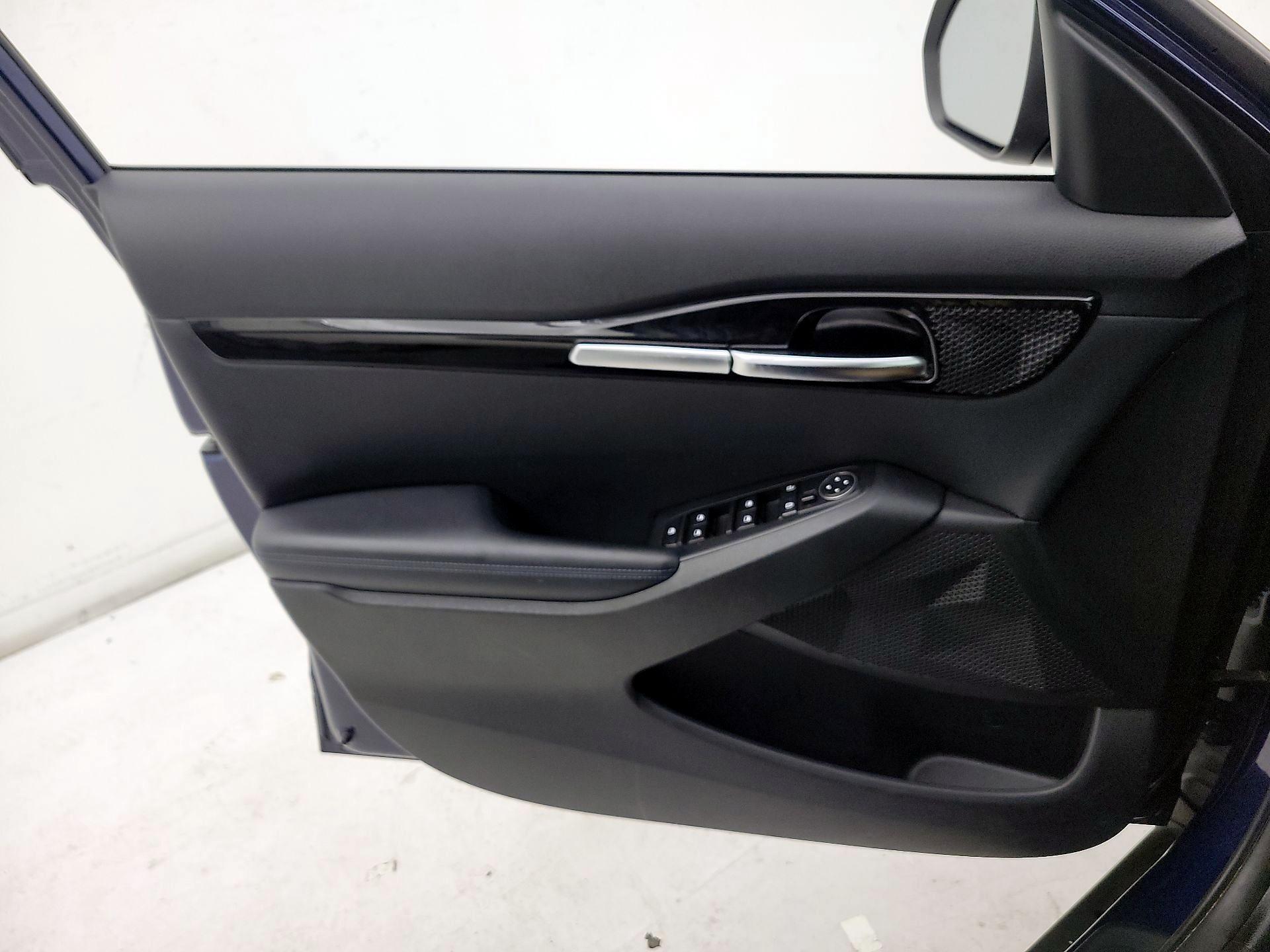 Thumbnail: 2021 Kia Seltos - 12