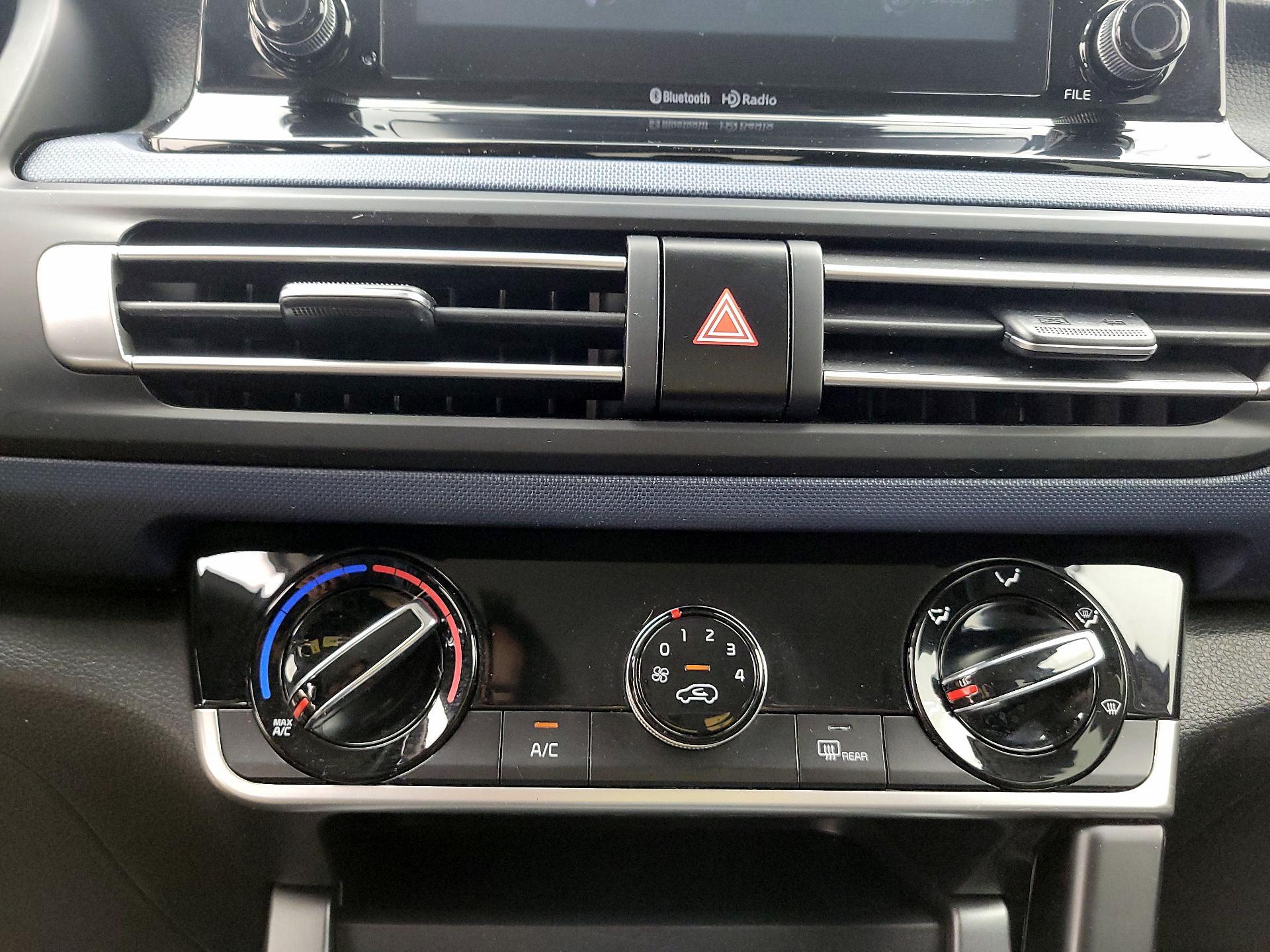 Thumbnail: 2021 Kia Seltos - 16