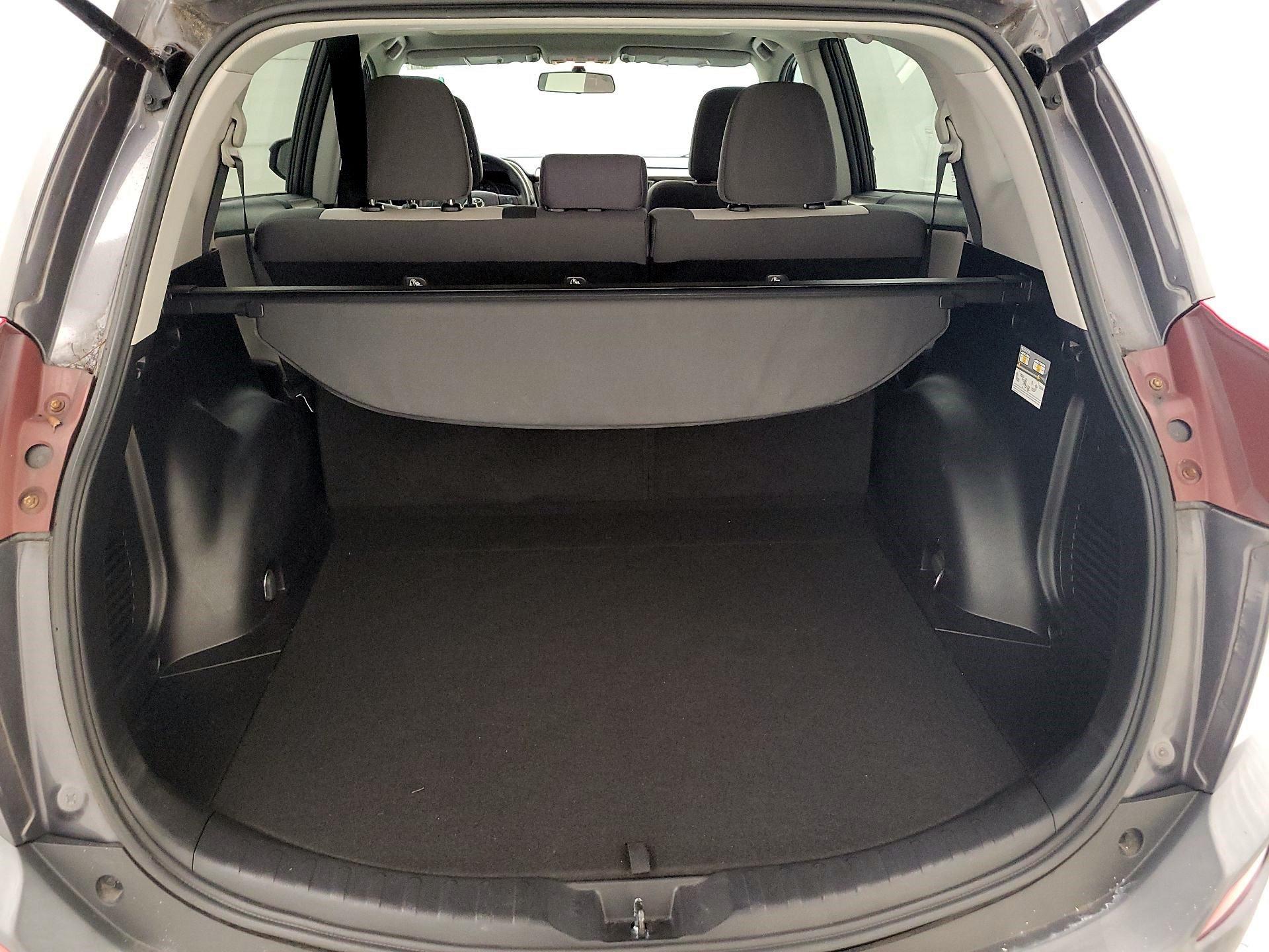 Thumbnail: 2014 Toyota RAV4 - 19