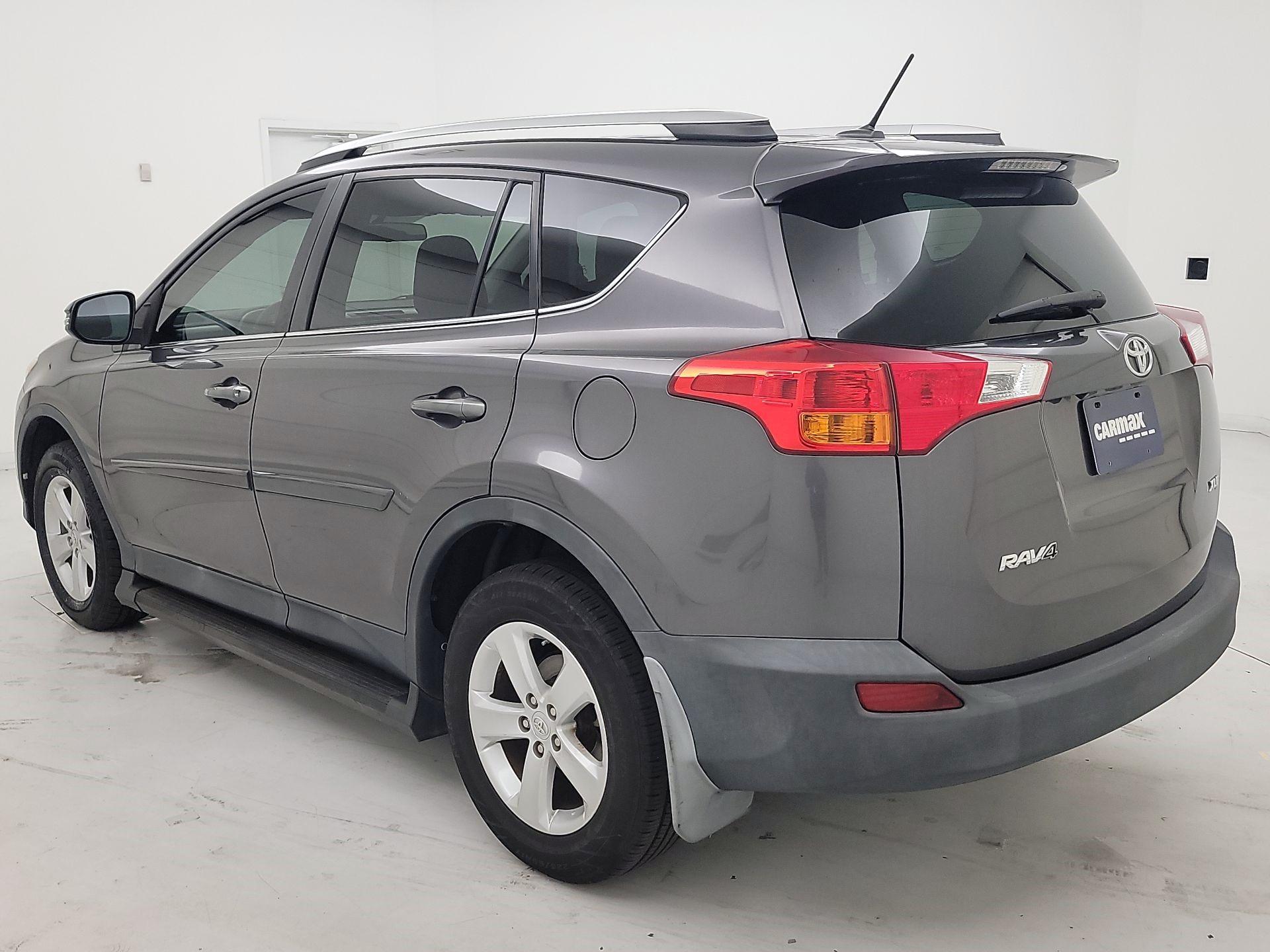 Thumbnail: 2014 Toyota RAV4 - 7