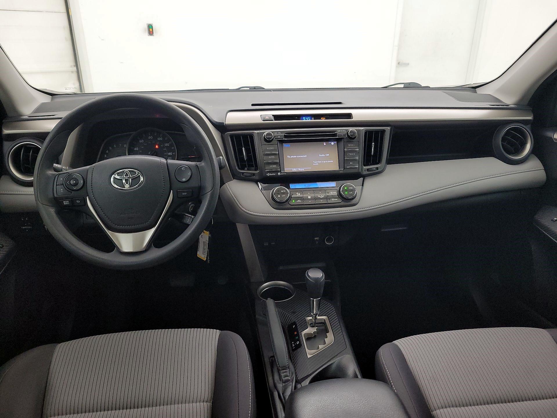 Thumbnail: 2014 Toyota RAV4 - 8