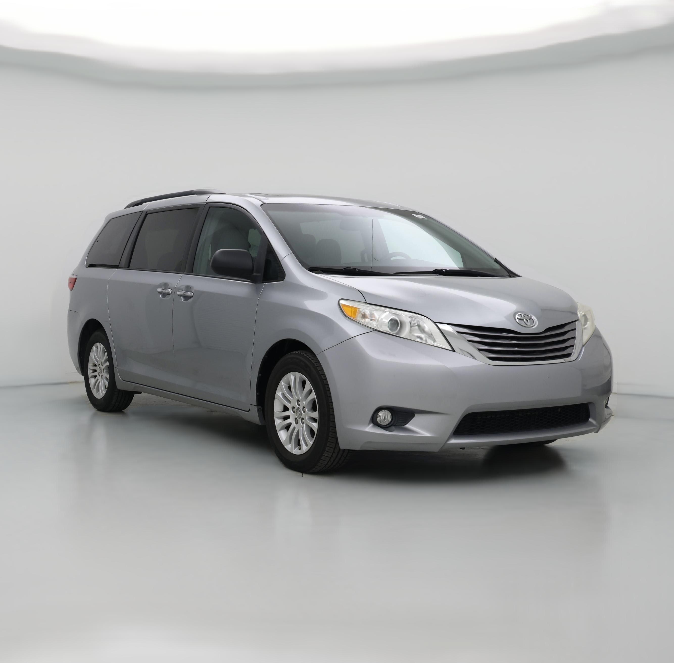 Thumbnail: 2016 Toyota Sienna - 1