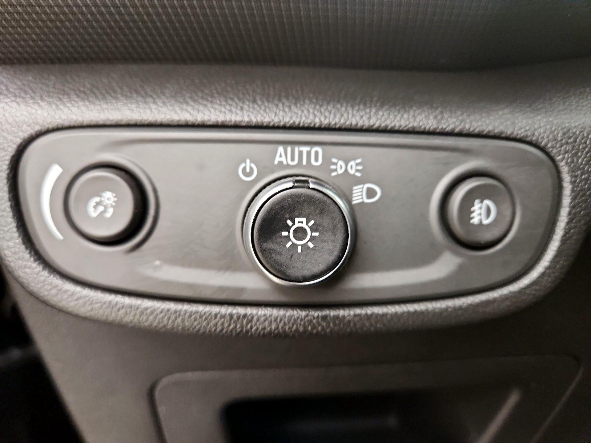 Thumbnail: 2023 Chevrolet TrailBlazer - 13