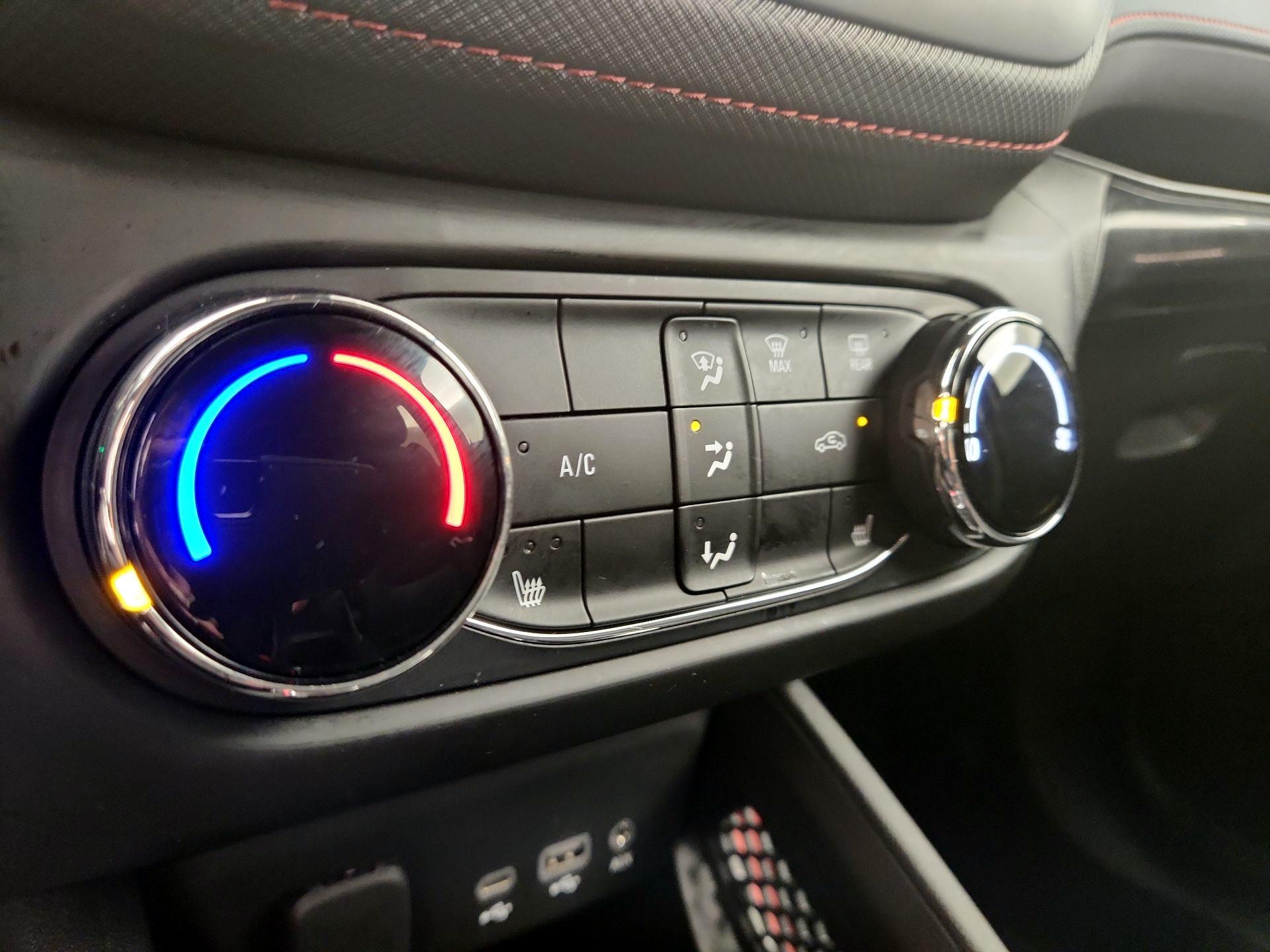 Thumbnail: 2023 Chevrolet TrailBlazer - 17