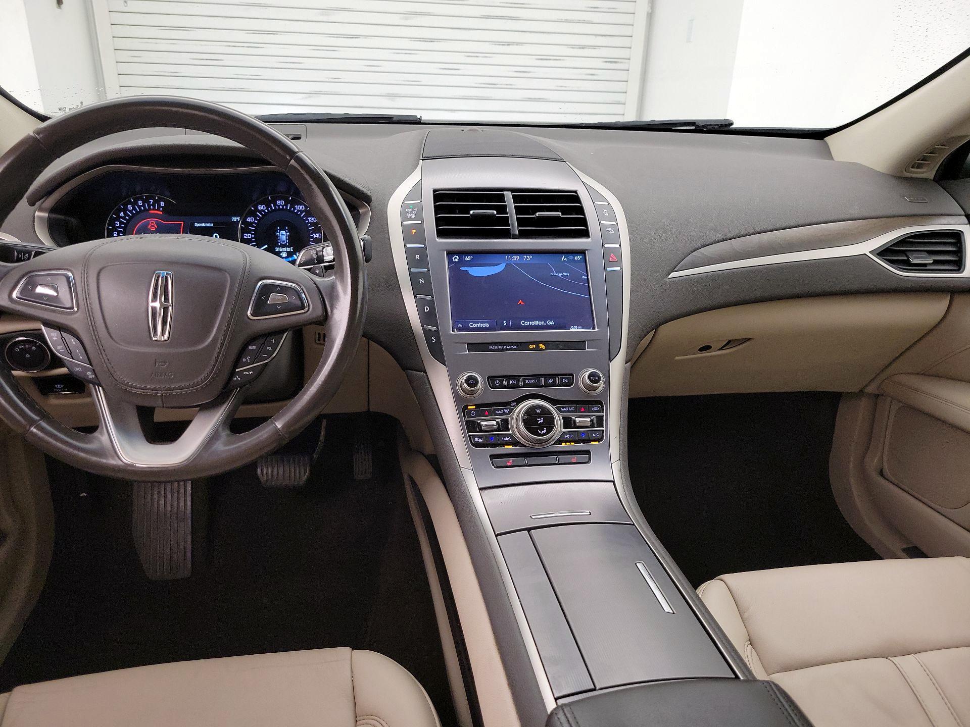 Thumbnail: 2019 Lincoln MKZ - 9
