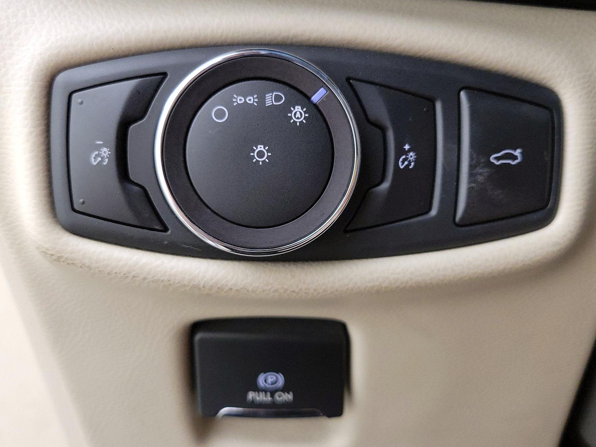 Thumbnail: 2019 Lincoln MKZ - 13