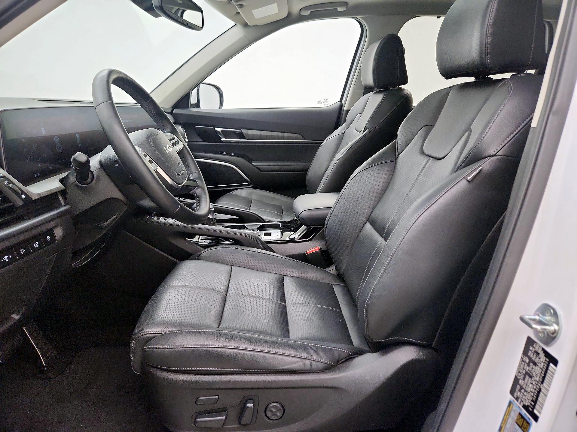 Thumbnail: 2023 Kia Telluride - 11