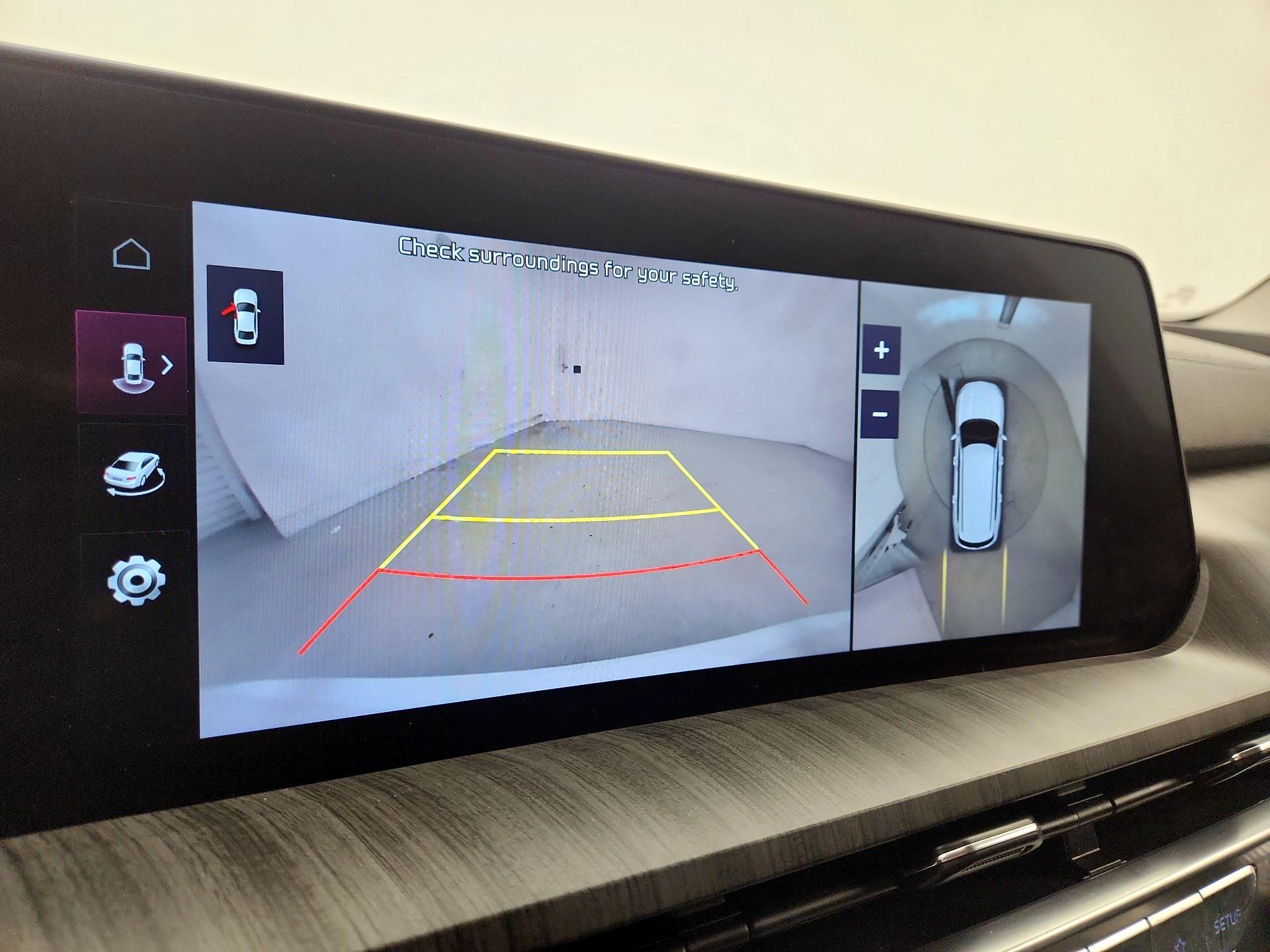 Thumbnail: 2023 Kia Telluride - 15