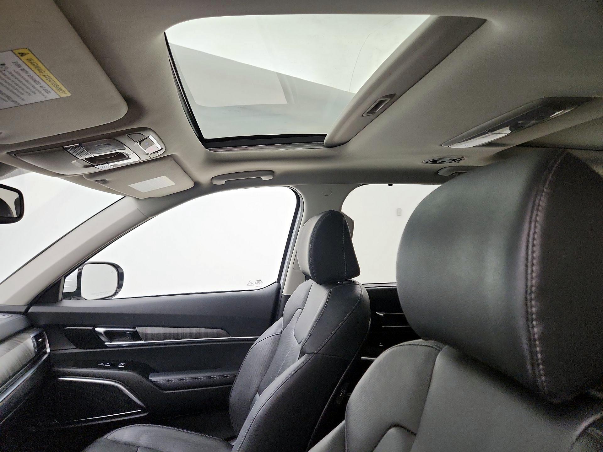 Thumbnail: 2023 Kia Telluride - 20