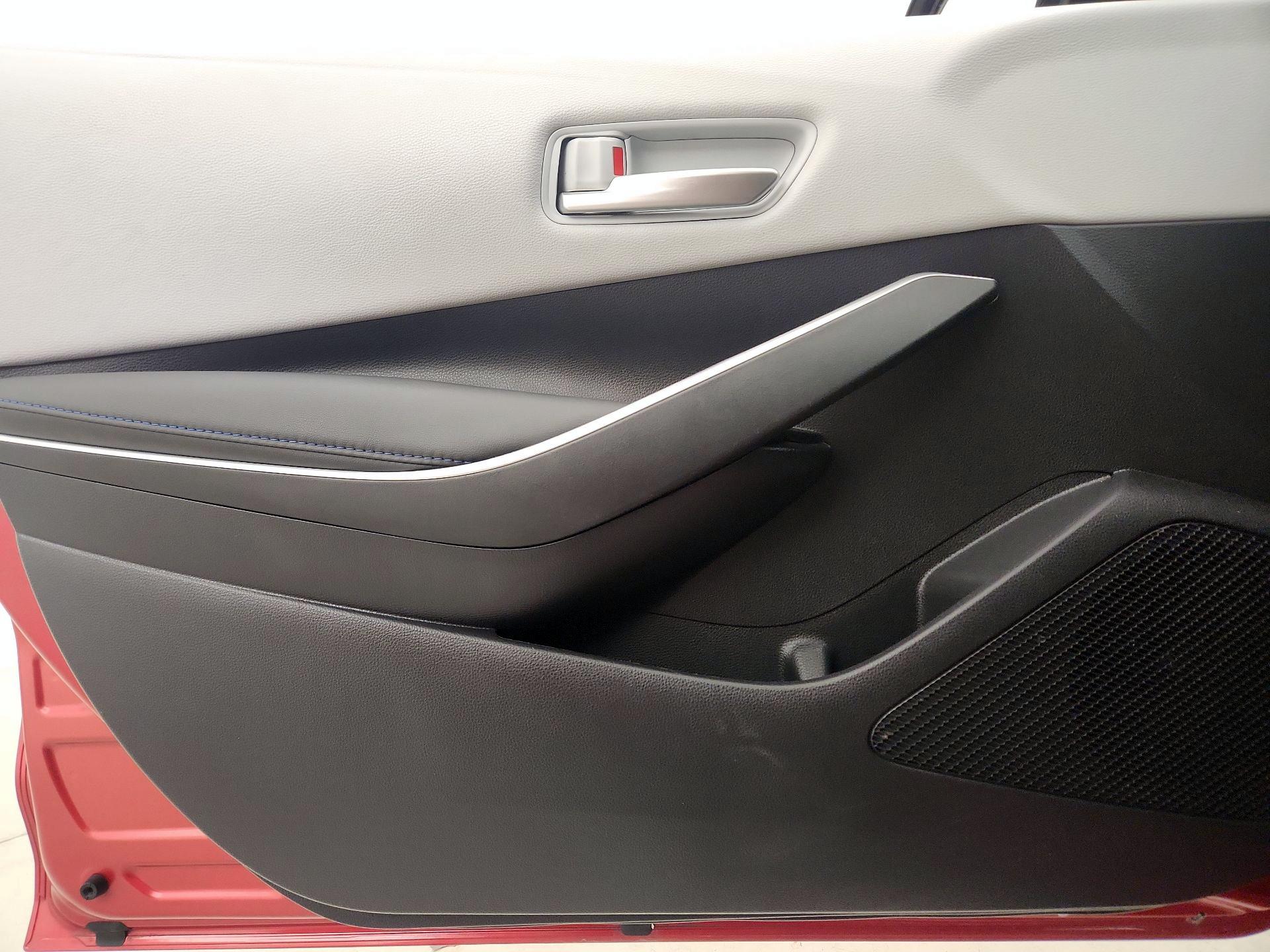 Thumbnail: 2021 Toyota Corolla - 12