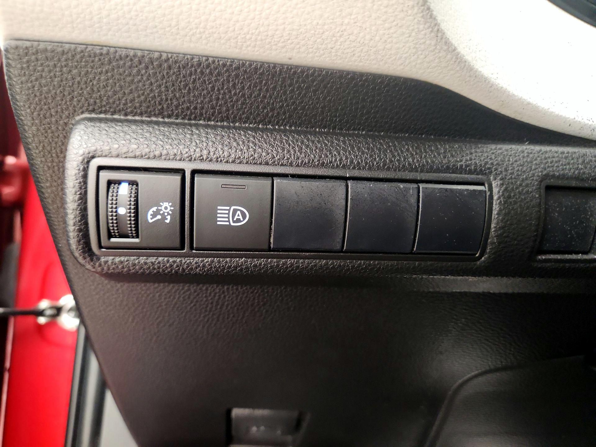 Thumbnail: 2021 Toyota Corolla - 13