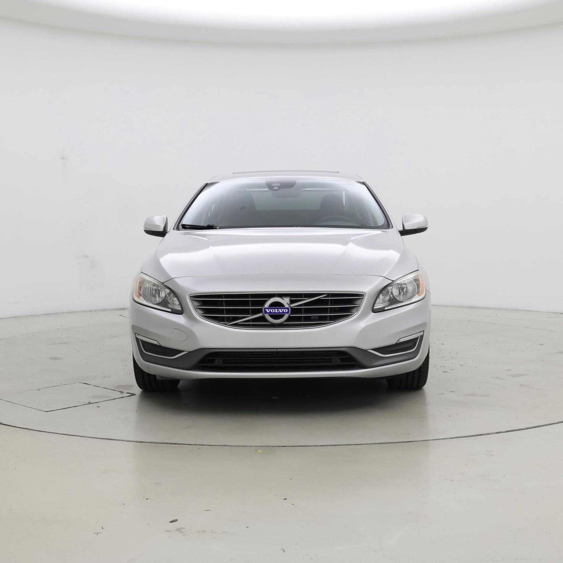 Thumbnail: 2018 Volvo S60 - 5