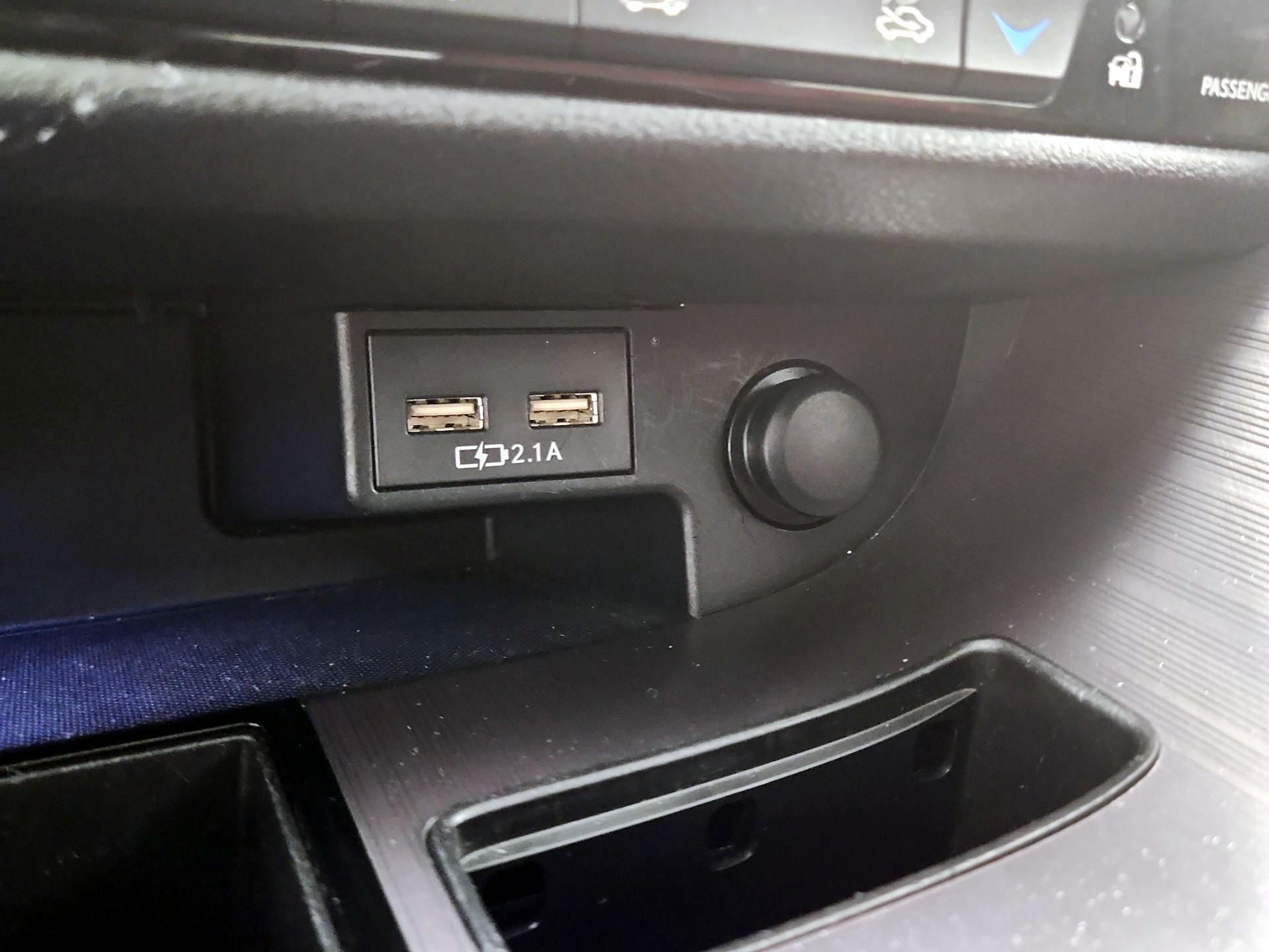 Thumbnail: 2021 Lexus RX - 18