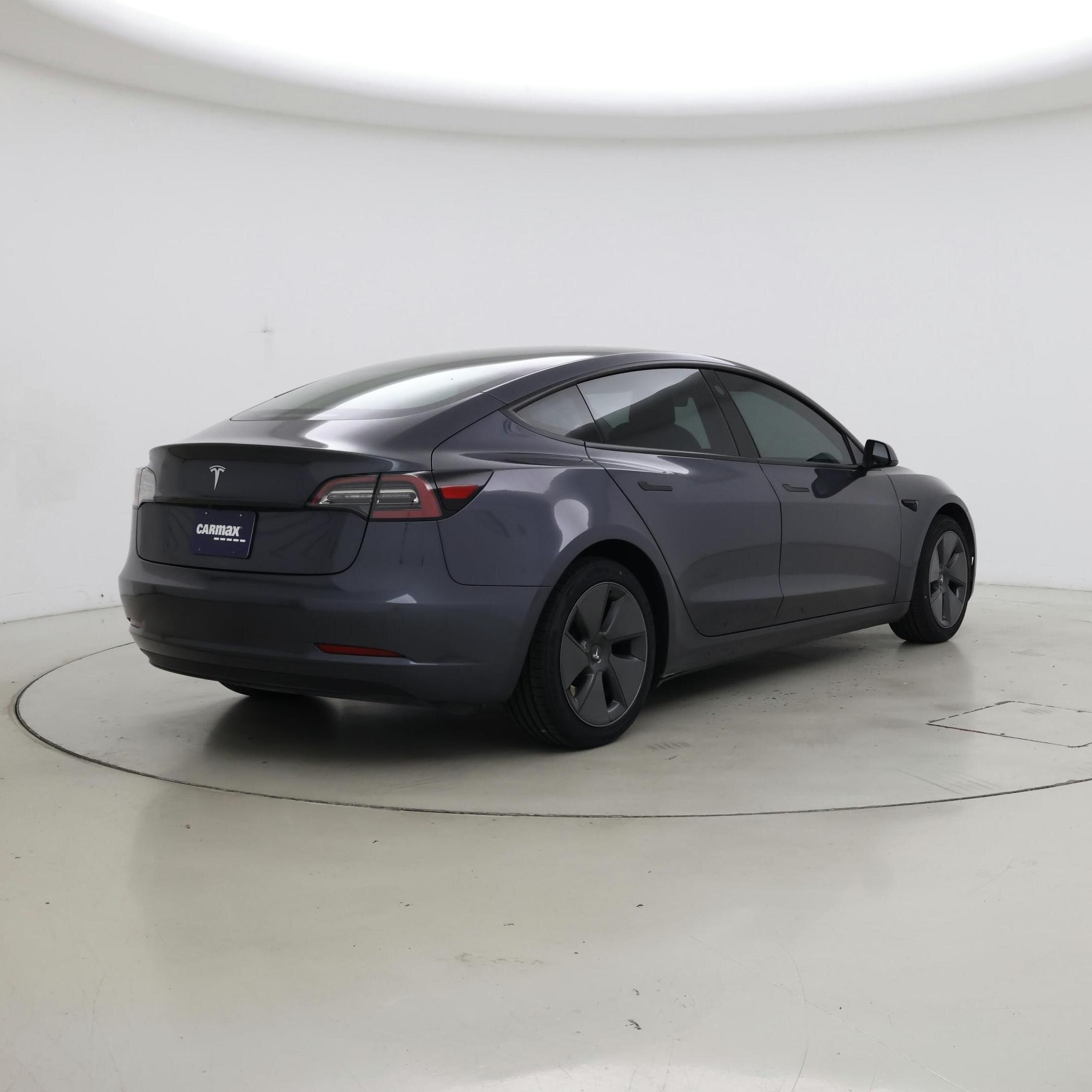 Thumbnail: 2023 Tesla Model 3 - 8