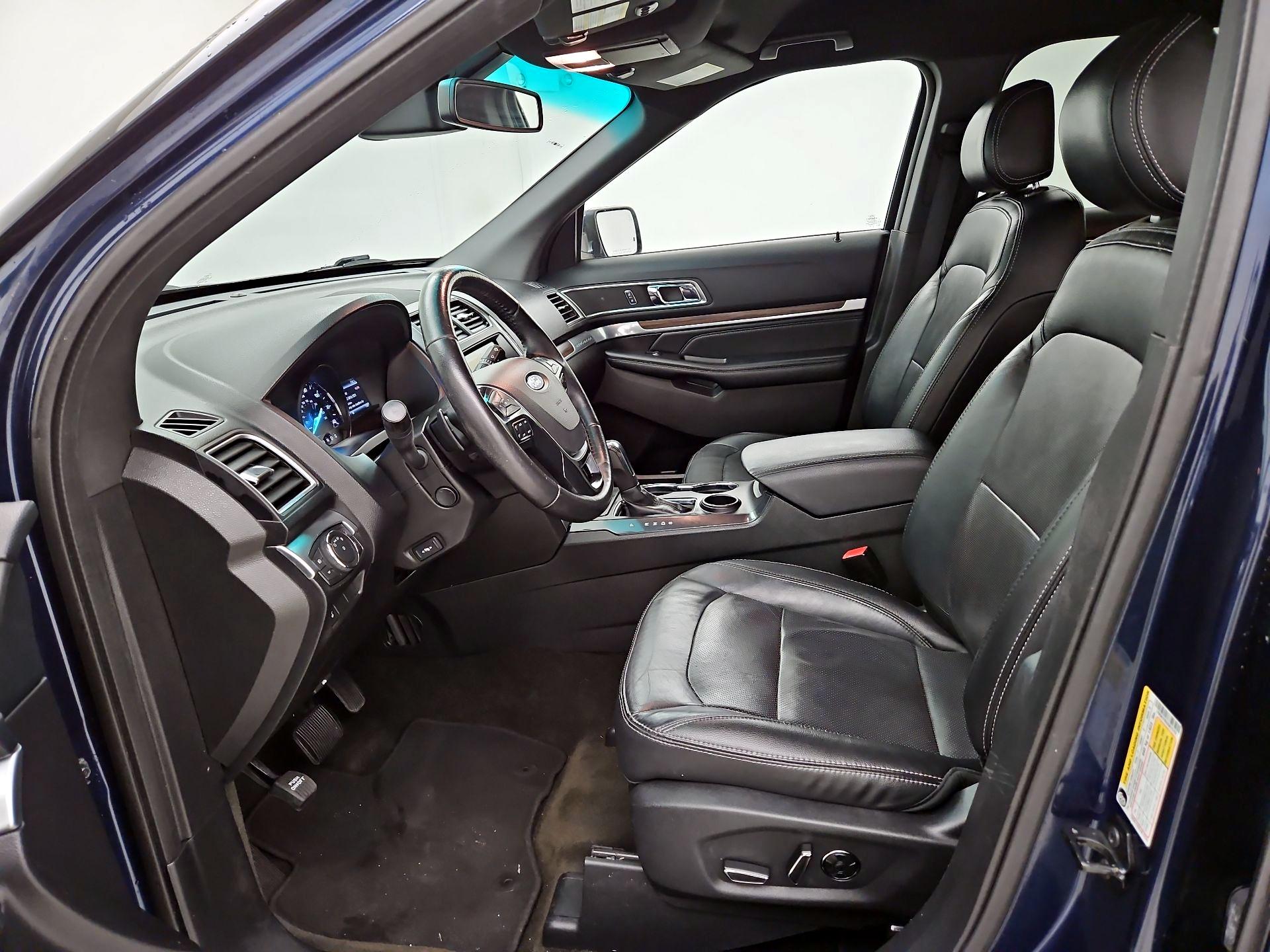 Thumbnail: 2016 Ford Explorer - 11