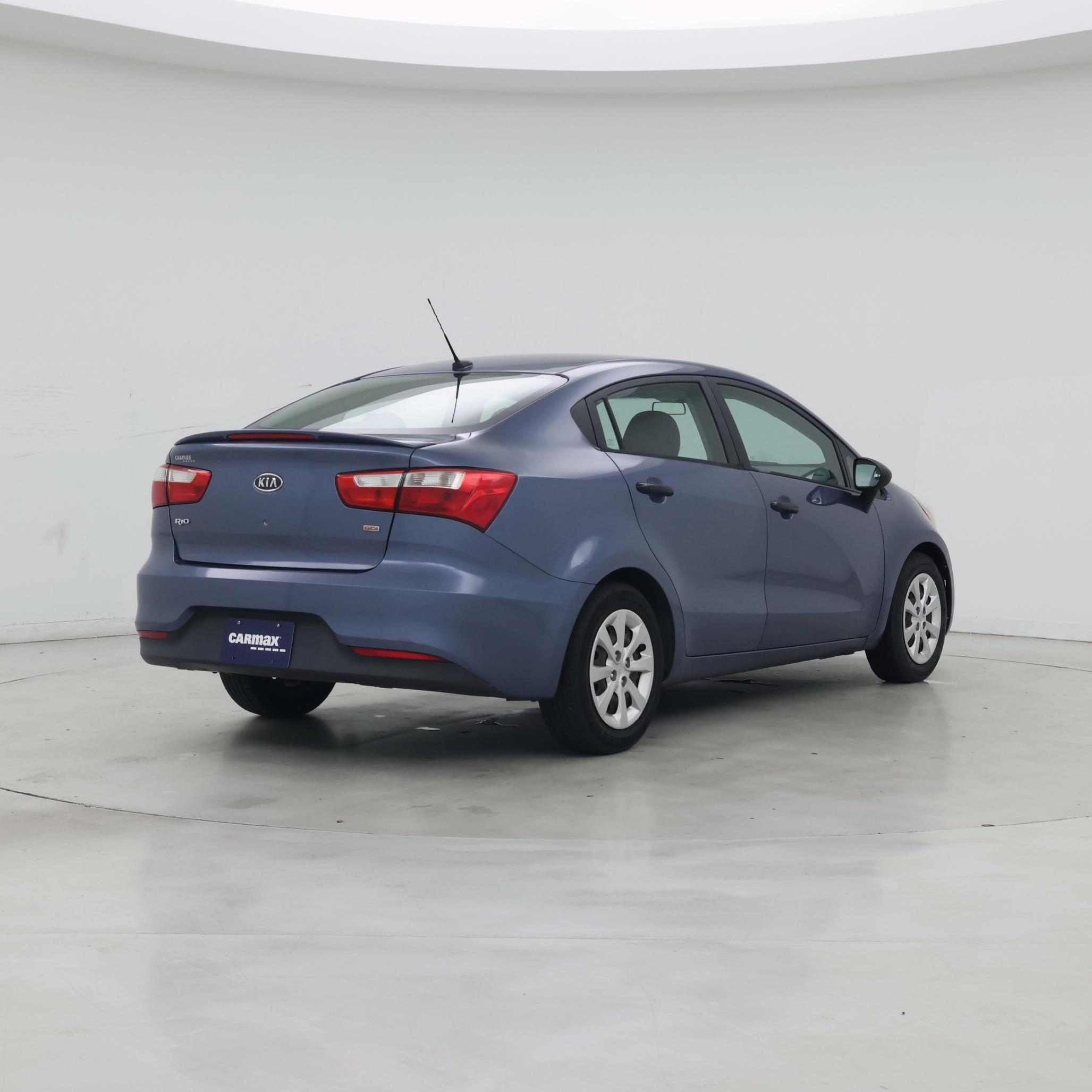 Thumbnail: 2016 Kia Rio - 8