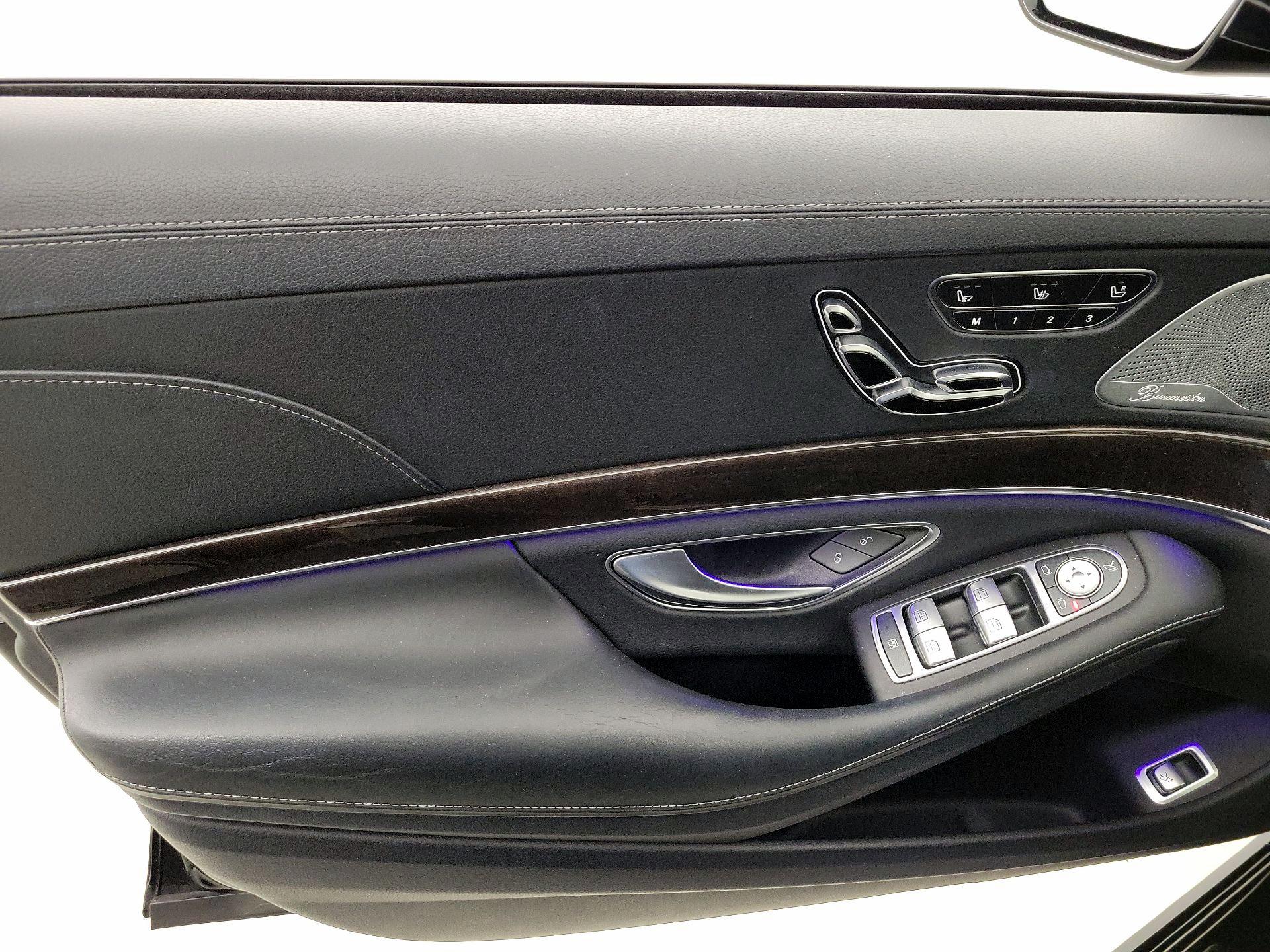 Thumbnail: 2016 Mercedes-Benz S-Class - 12