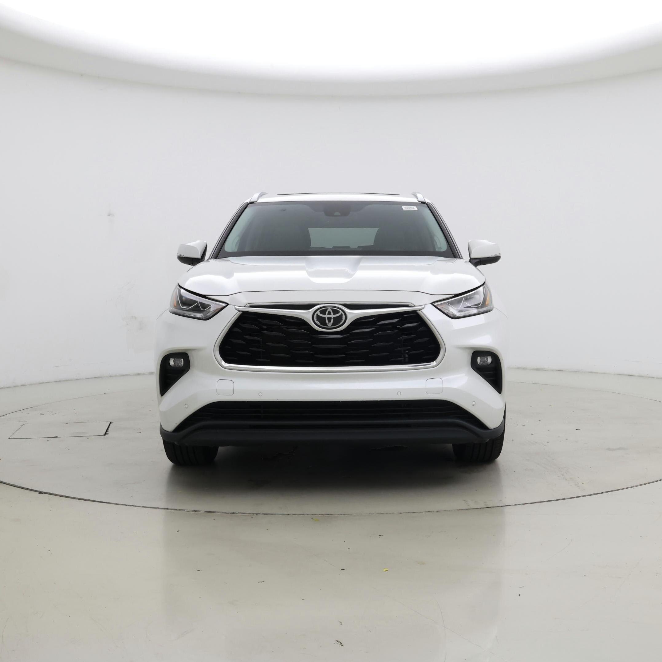 Thumbnail: 2023 Toyota Highlander - 5