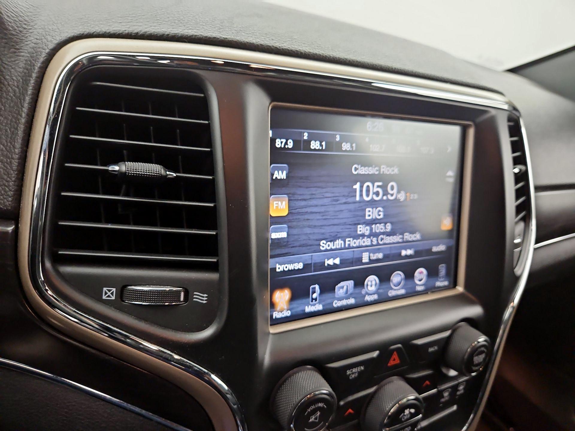 Thumbnail: 2014 Jeep Grand Cherokee - 16