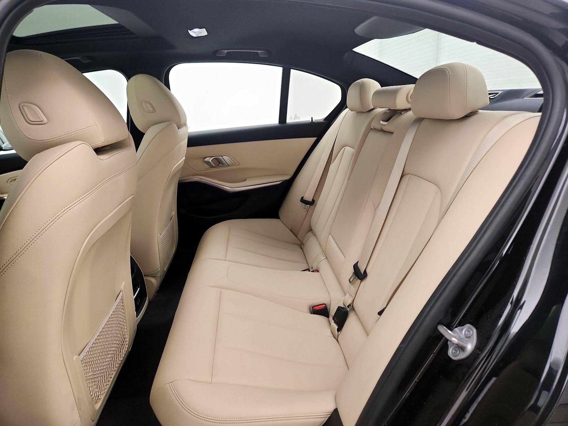 Thumbnail: 2021 BMW 3 Series - 19