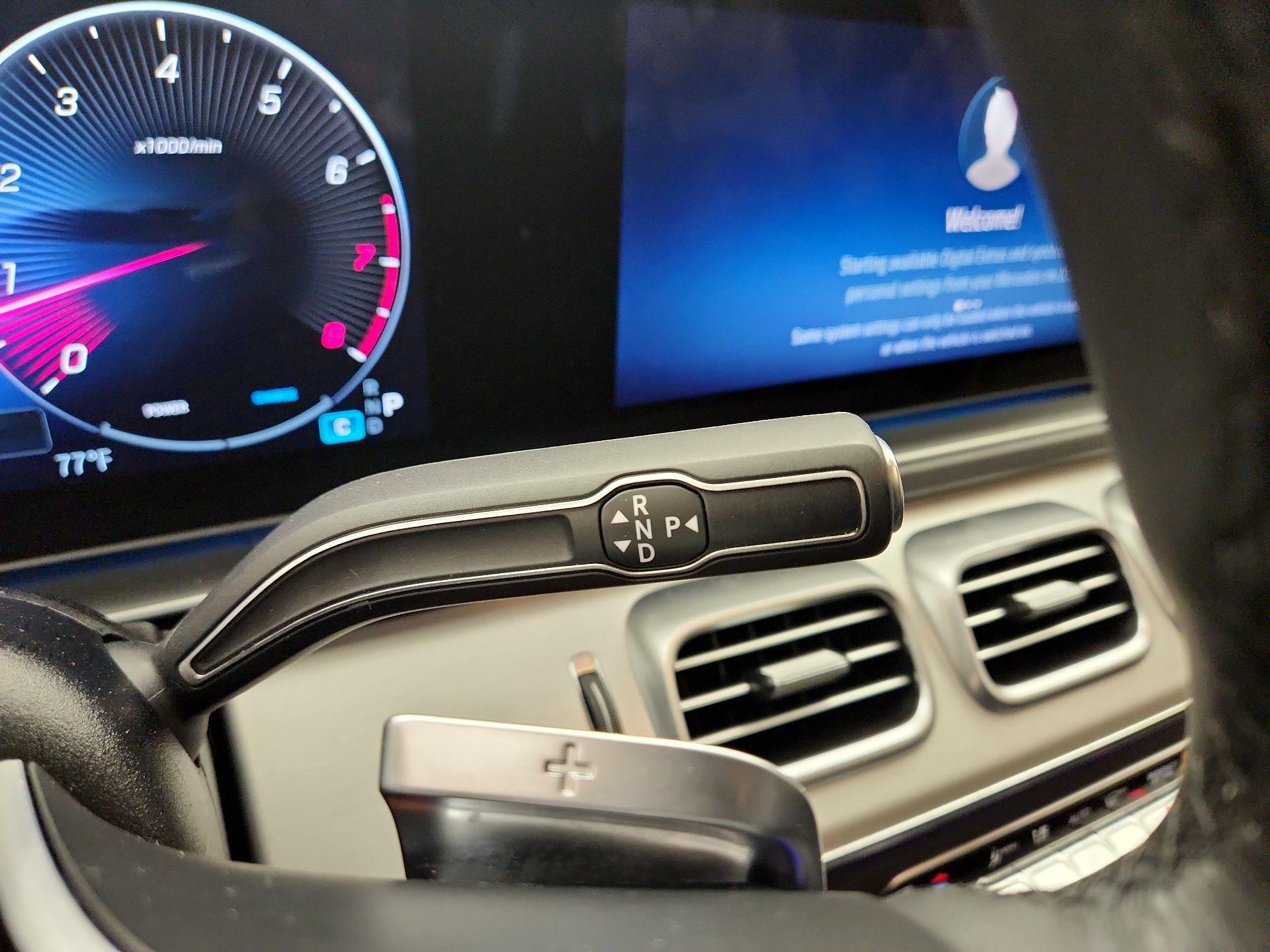 Thumbnail: 2025 Mercedes-Benz GLE - 18