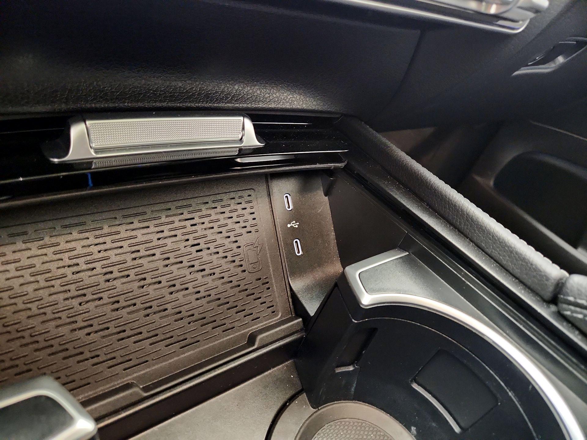 Thumbnail: 2025 Mercedes-Benz GLE - 19