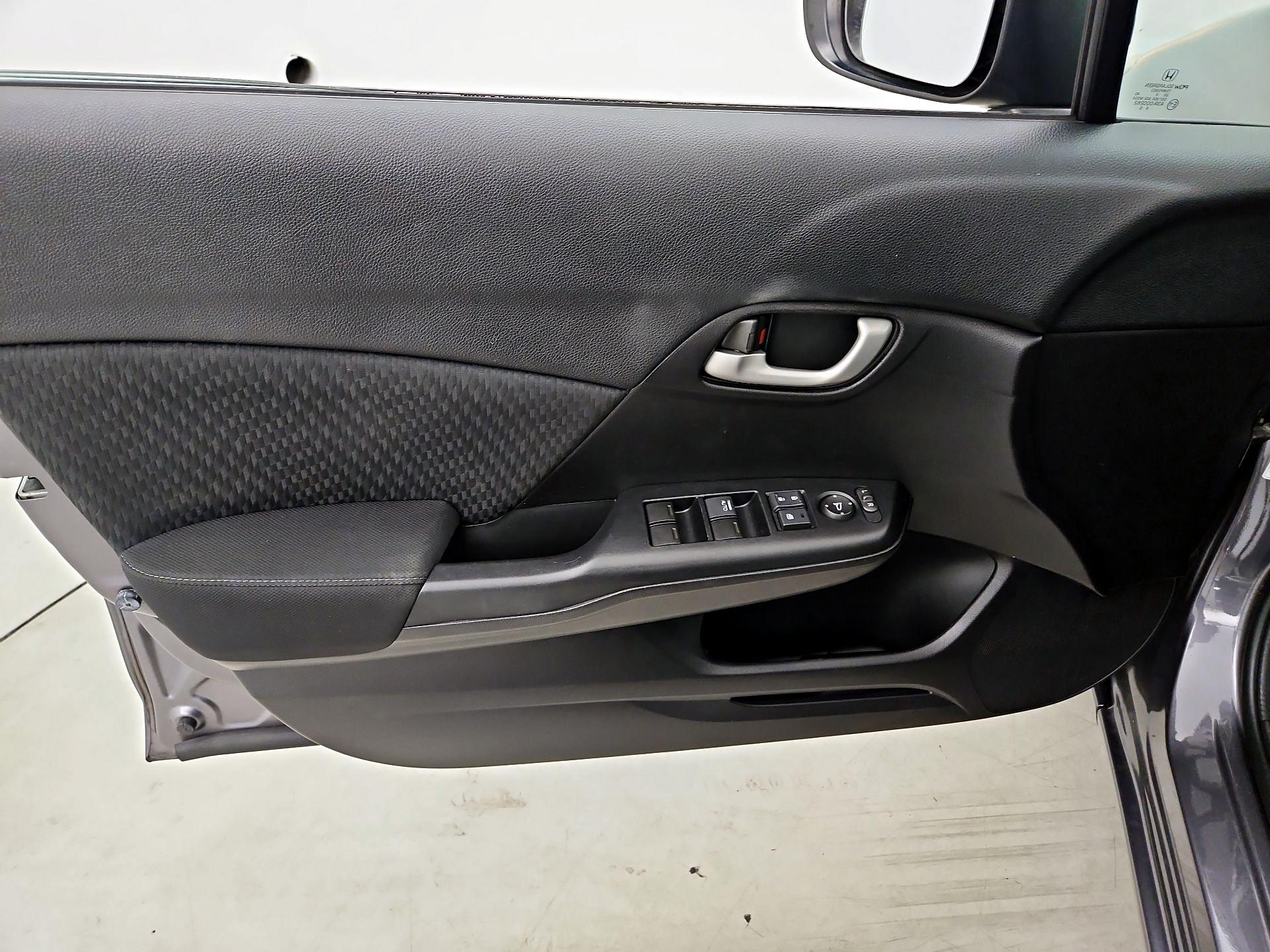 Thumbnail: 2015 Honda Civic - 12